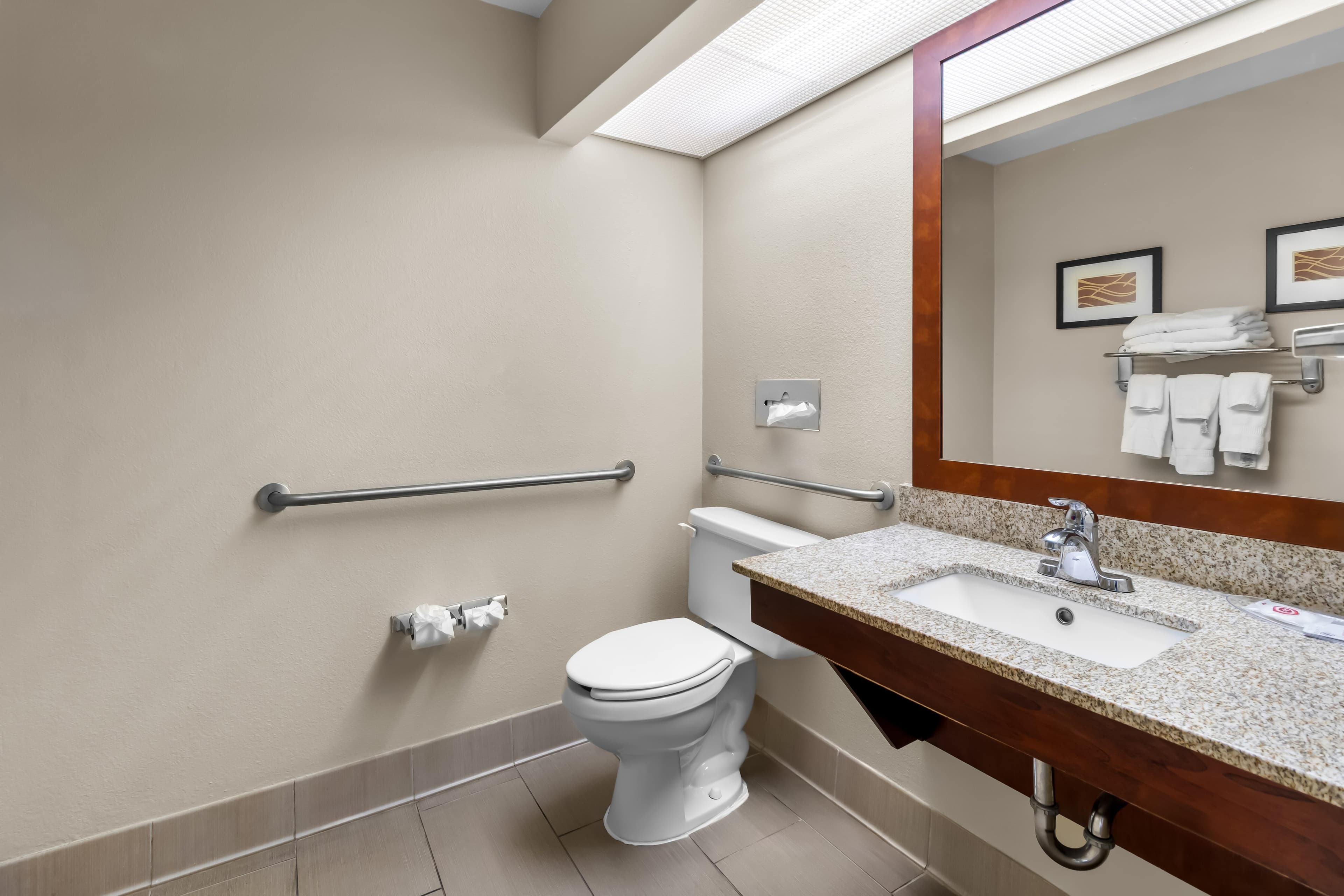Comfort Suites Goodlettsville Rivergate - Image 5