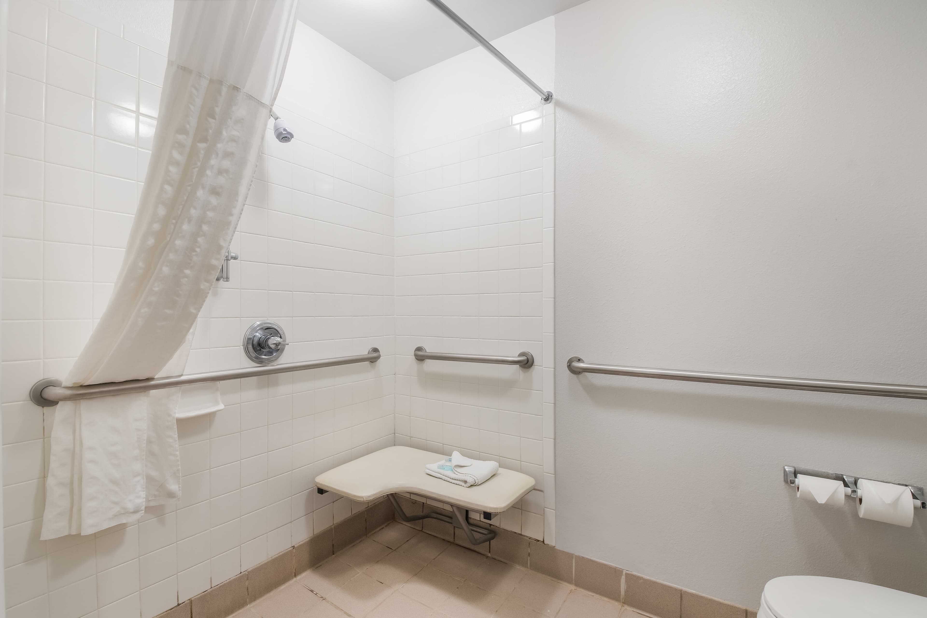 MainStay Suites Chattanooga Hamilton Place — 10