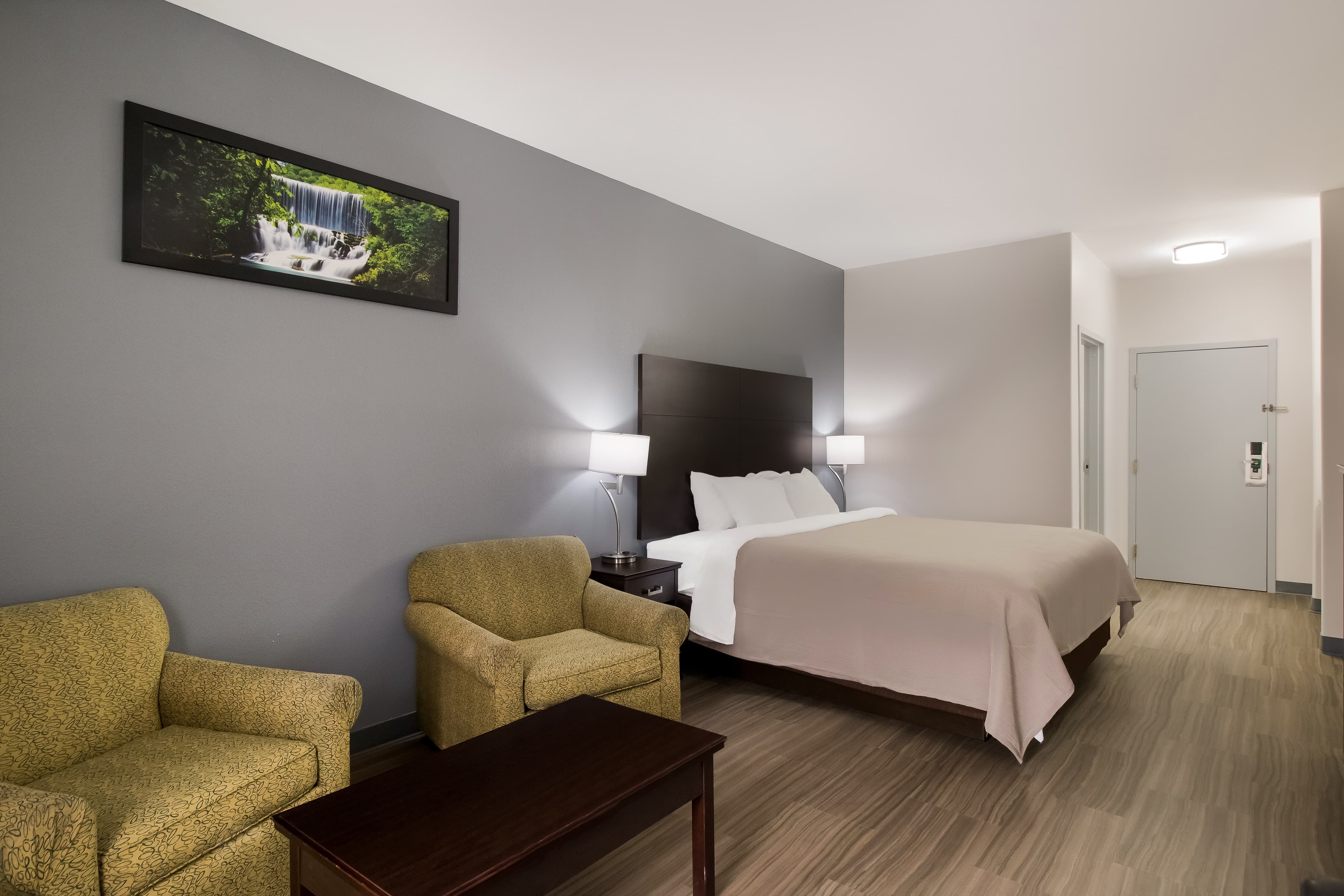 Quality Inn Columbia I-65 — 13