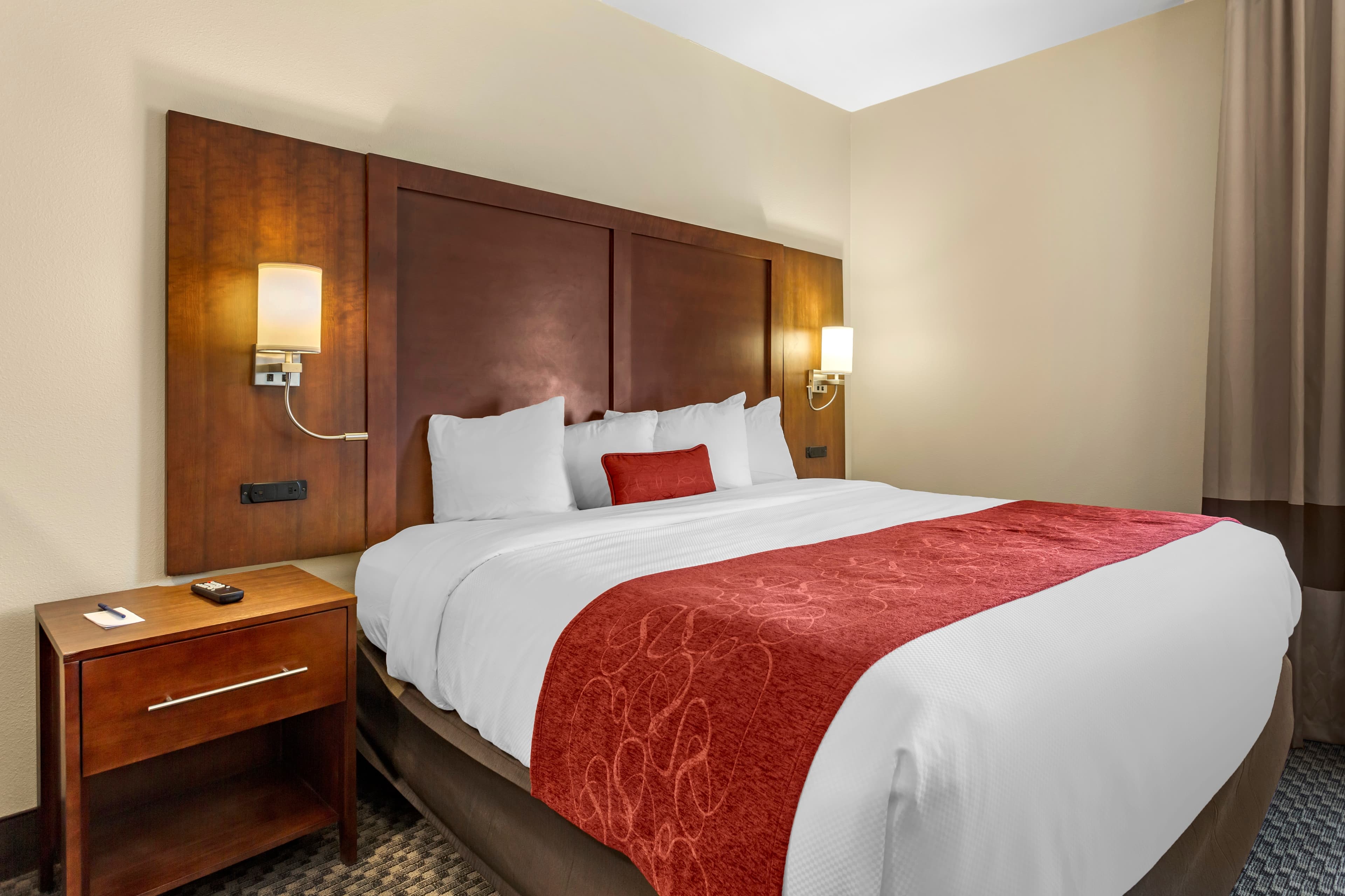Comfort Suites Cordova — 7