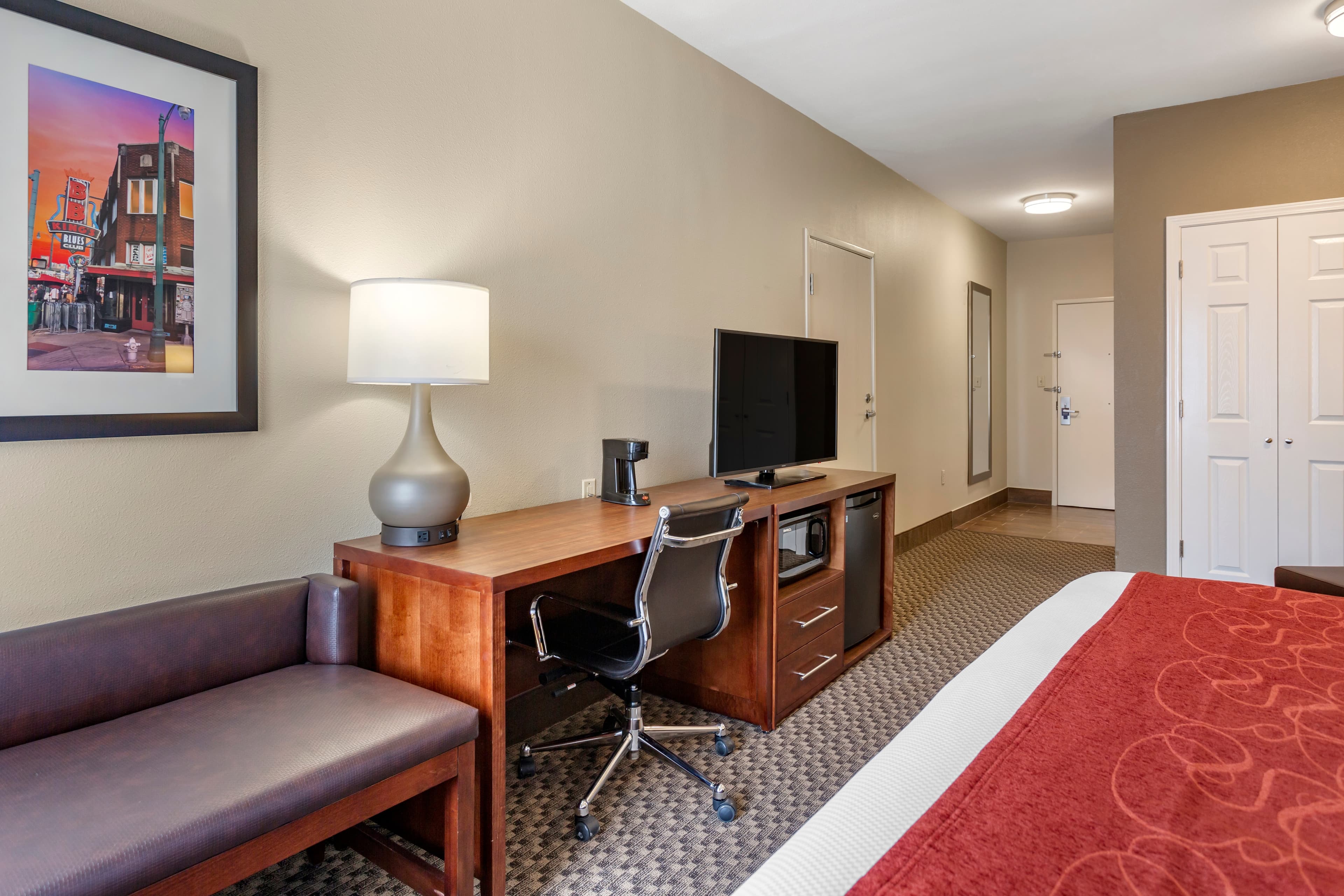 Comfort Suites Cordova — 8