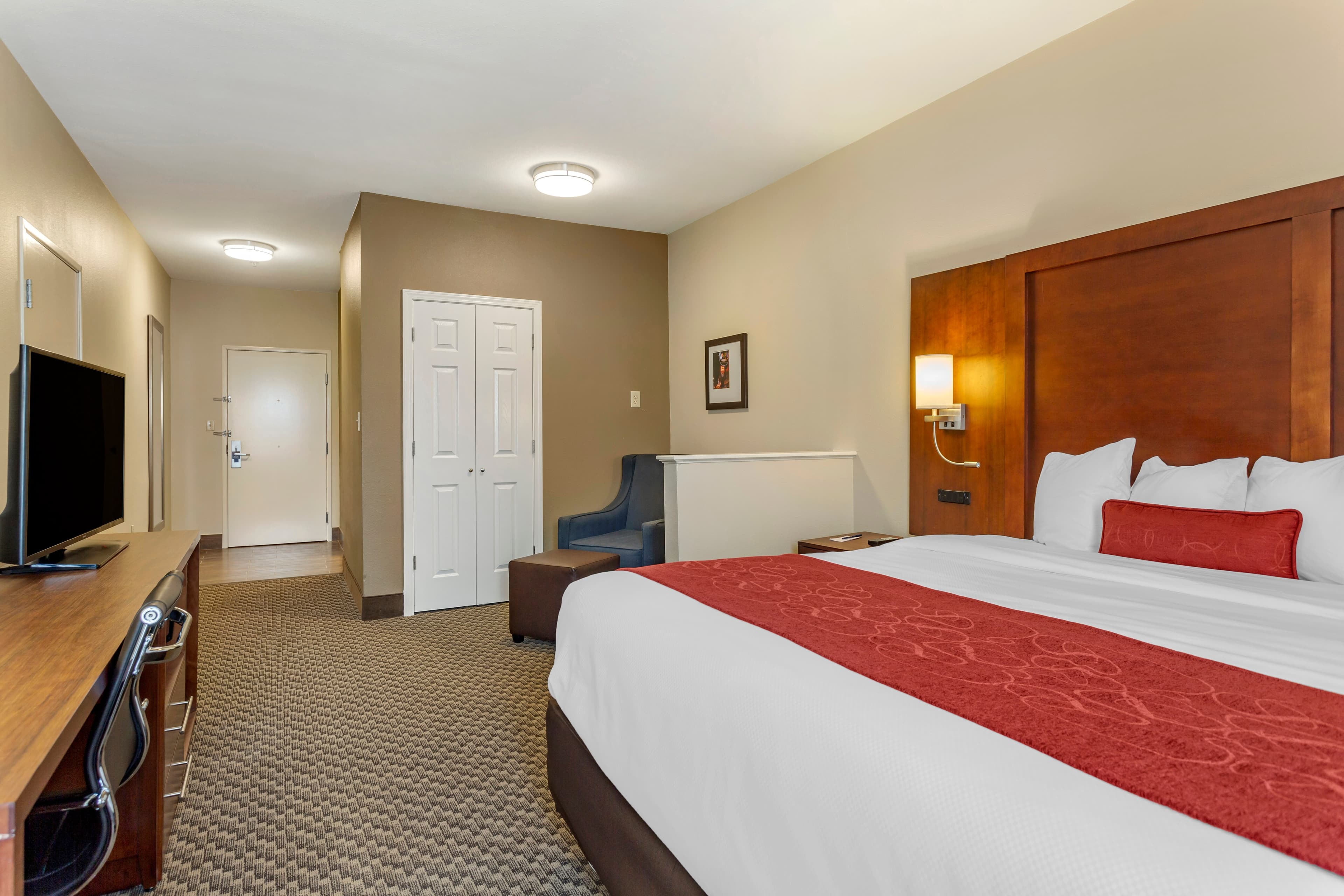 Comfort Suites Cordova — 9