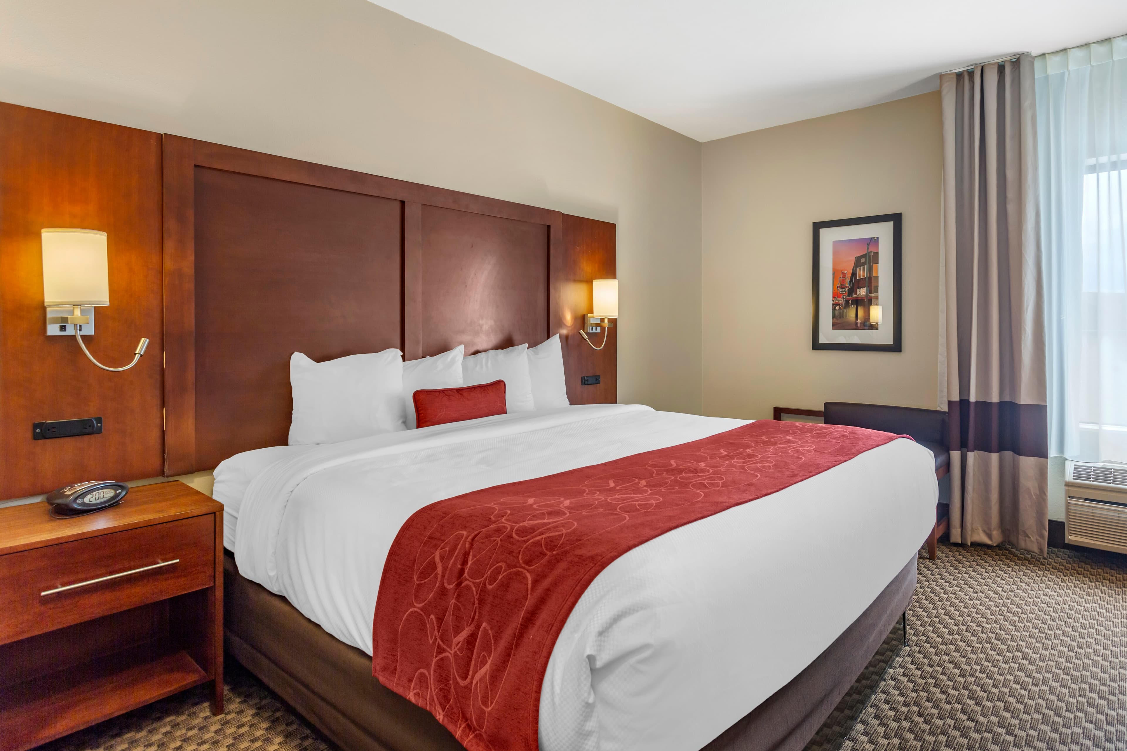 Comfort Suites Cordova — 16