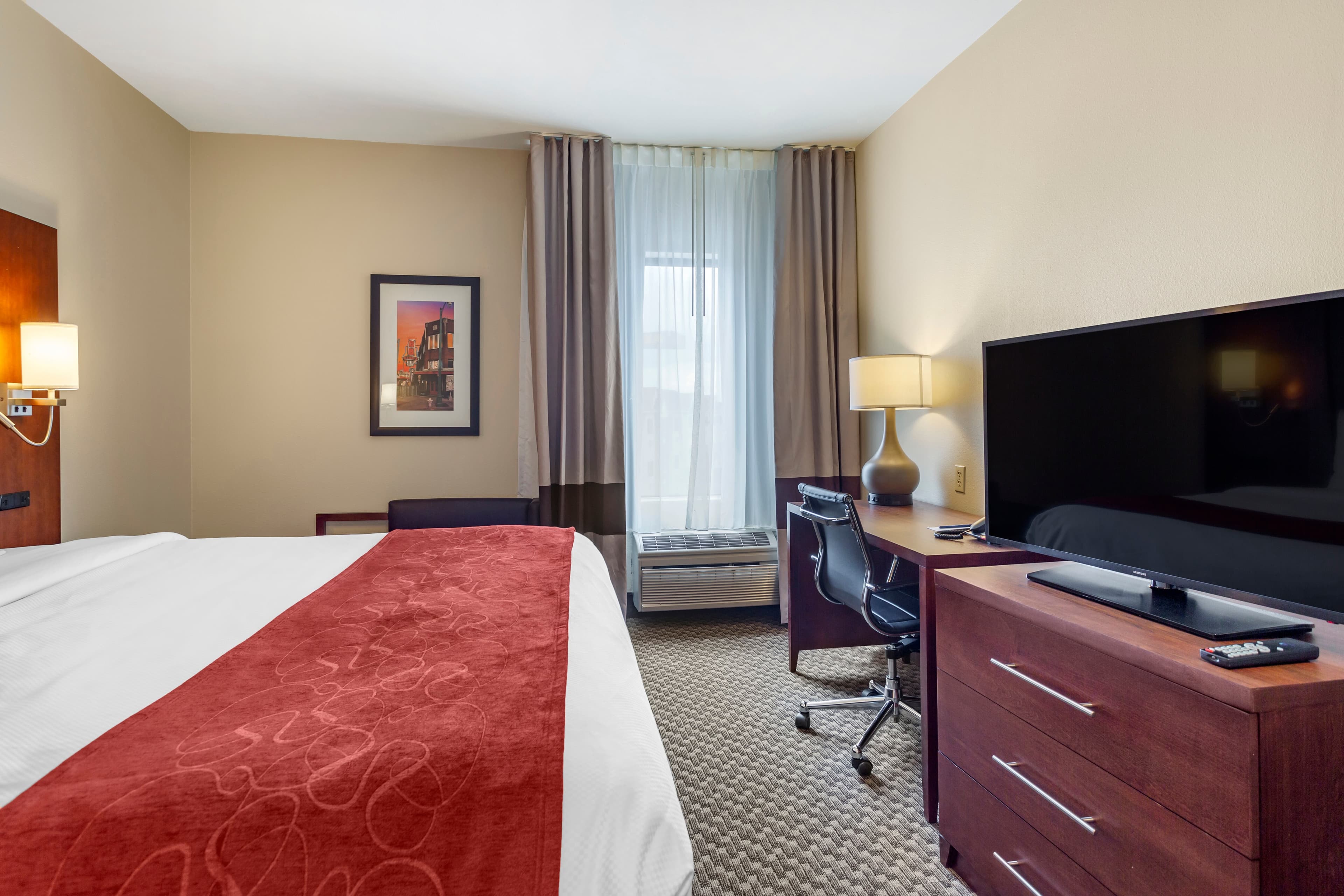Comfort Suites Cordova — 19
