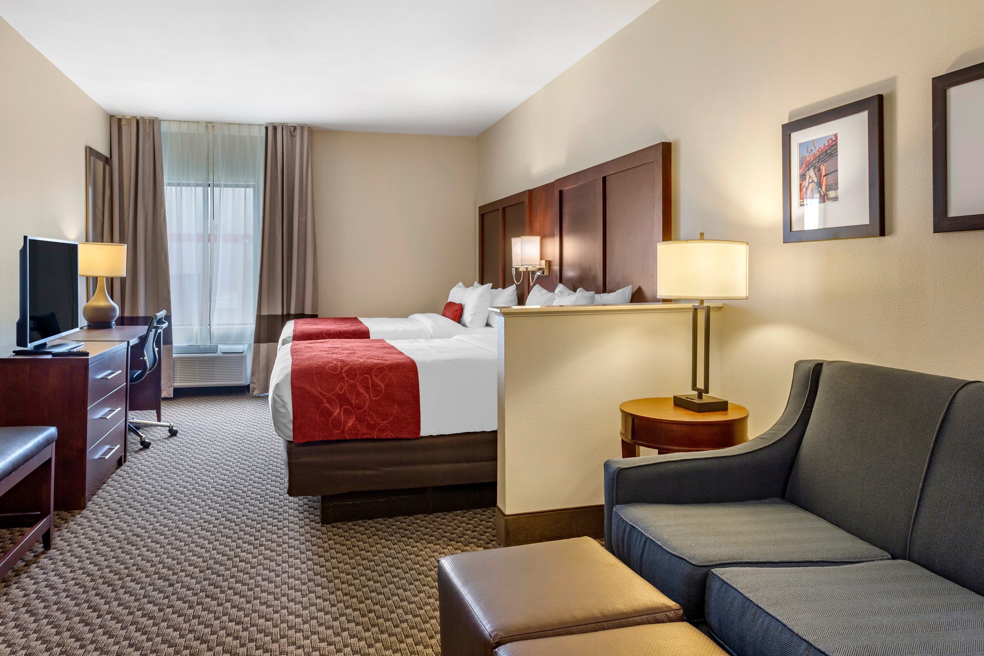 Comfort Suites Cordova — 28