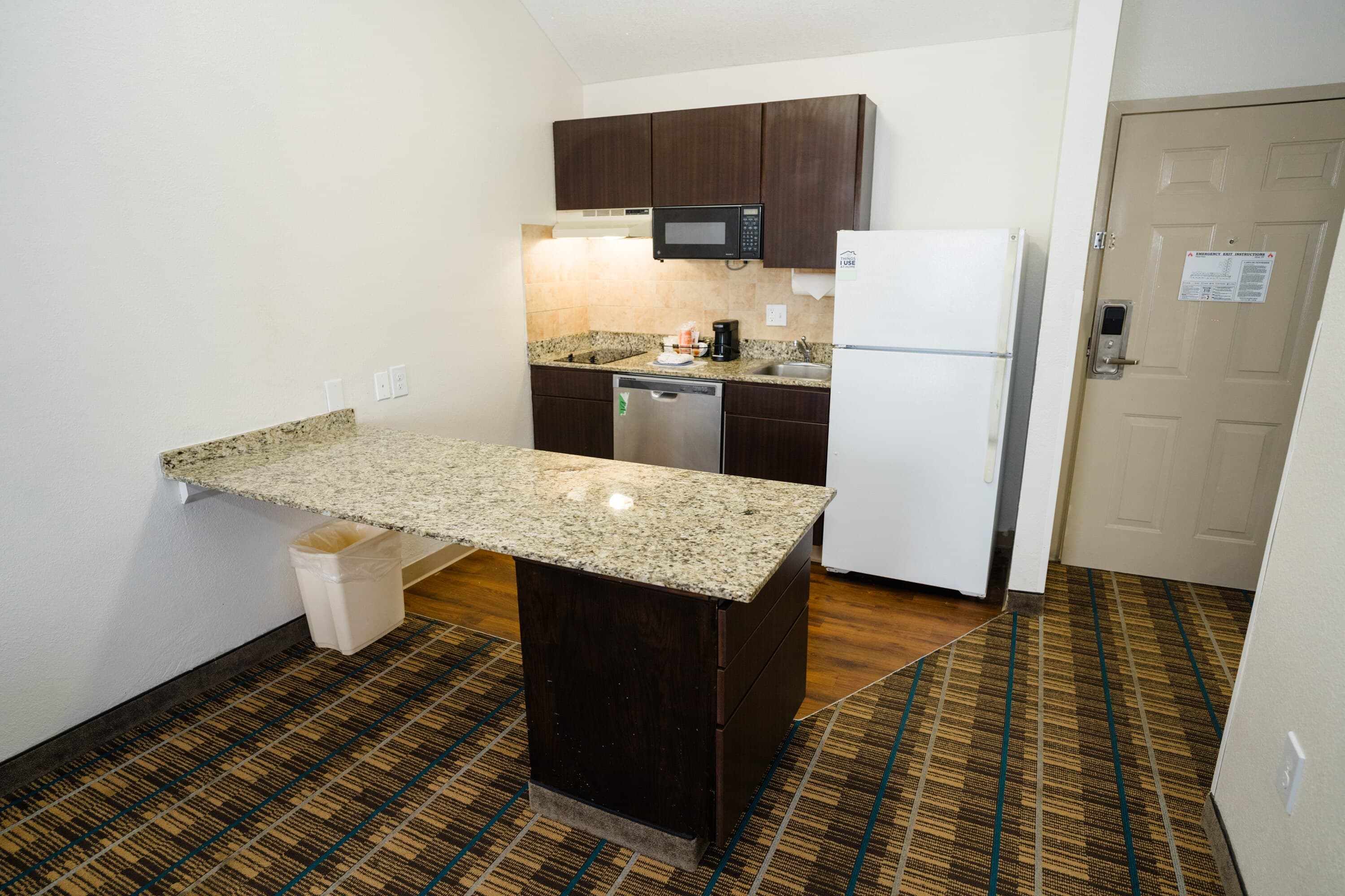 MainStay Suites Knoxville Airport - Image 5