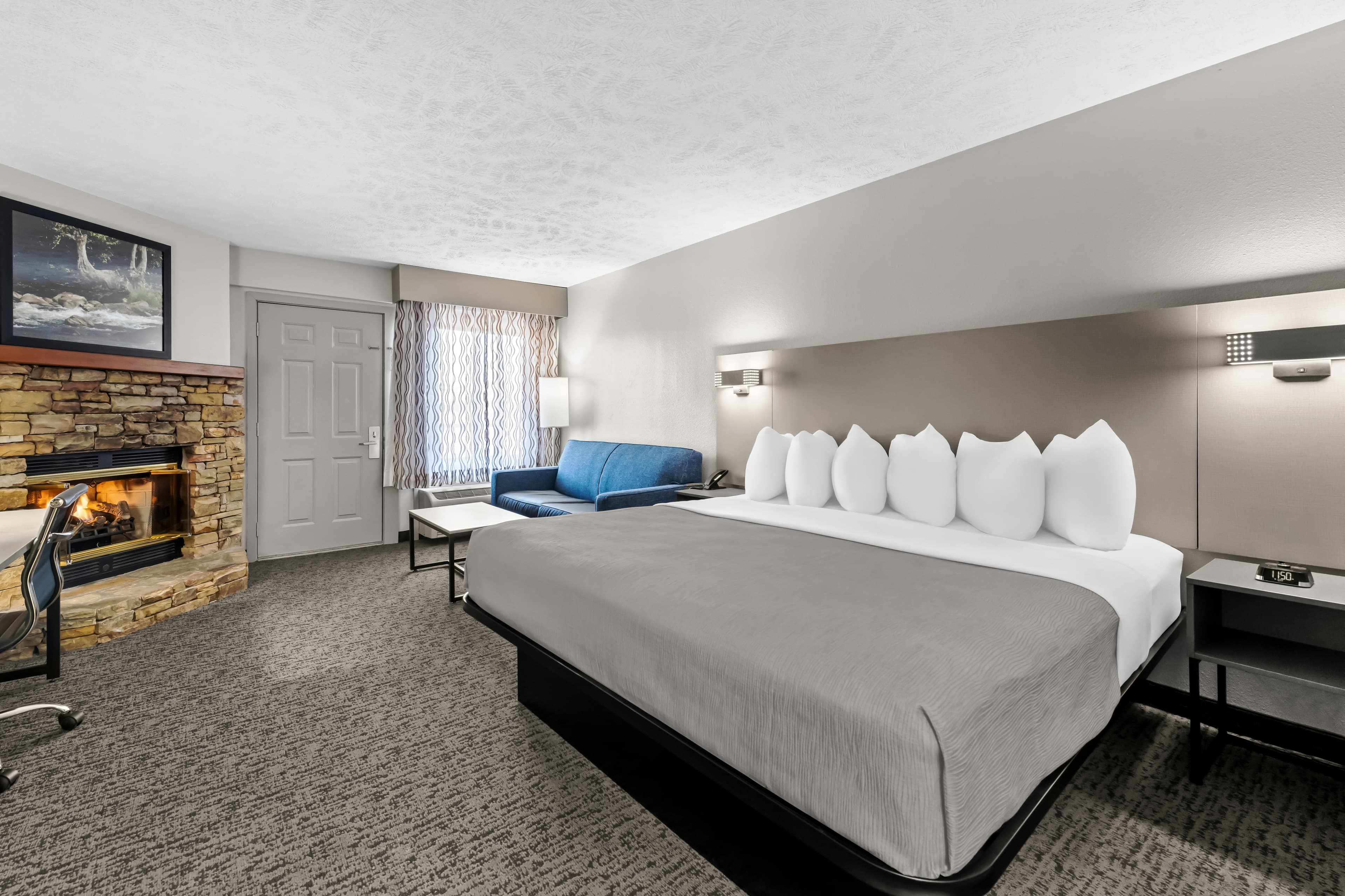 Quality Inn & Suites at Dollywood Lane — 8
