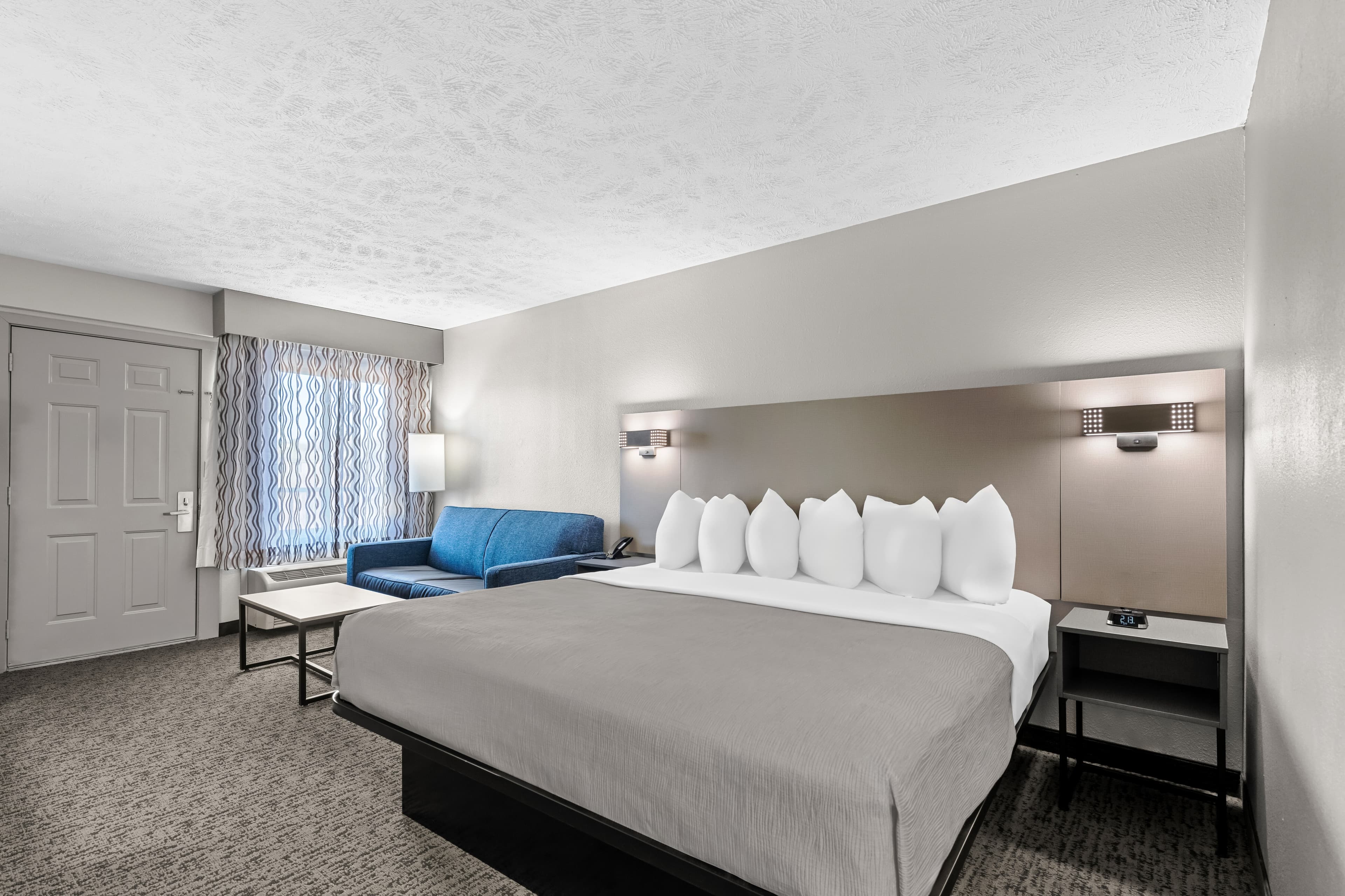 Quality Inn & Suites at Dollywood Lane — 10