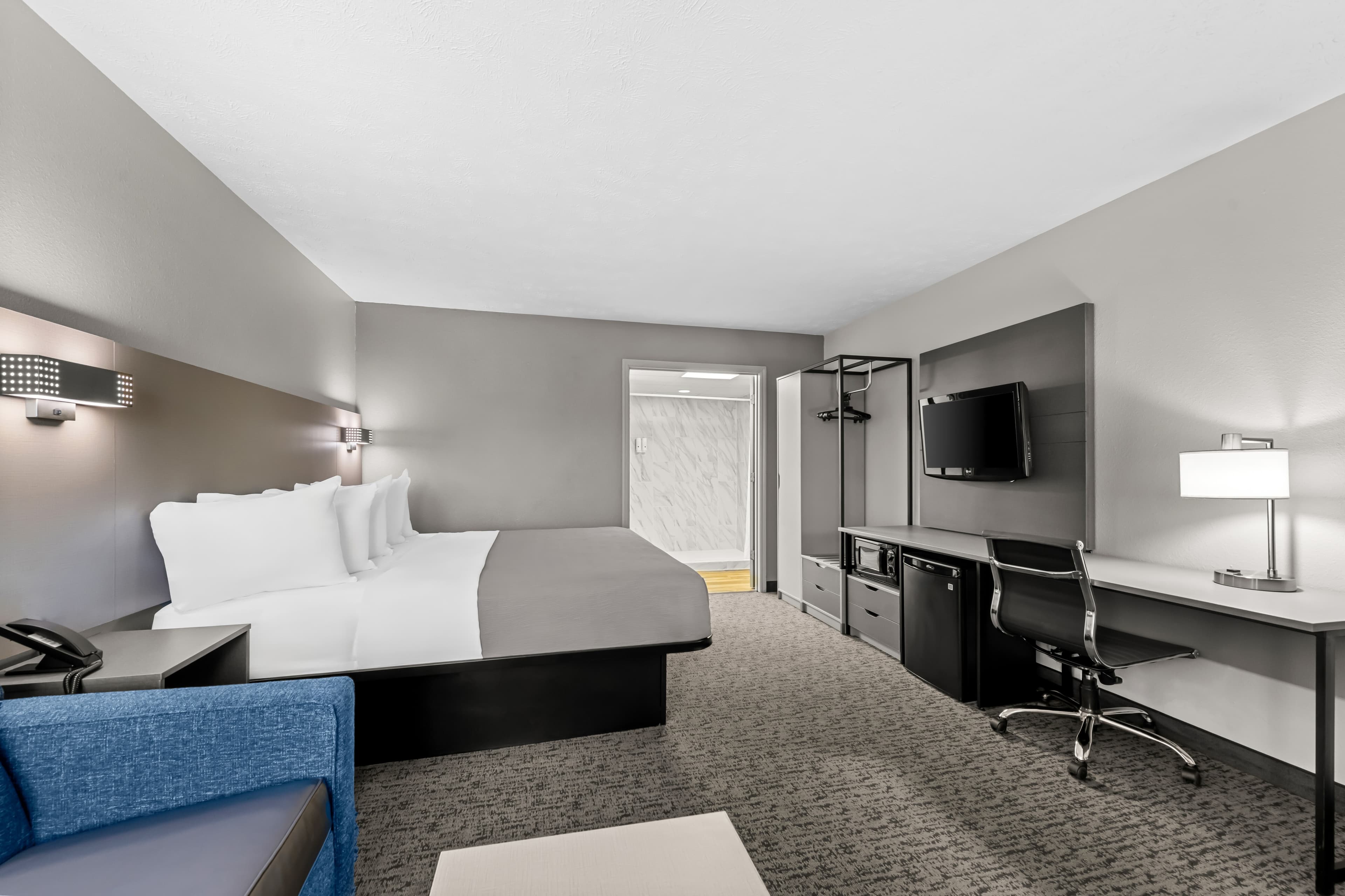 Quality Inn & Suites at Dollywood Lane — 11