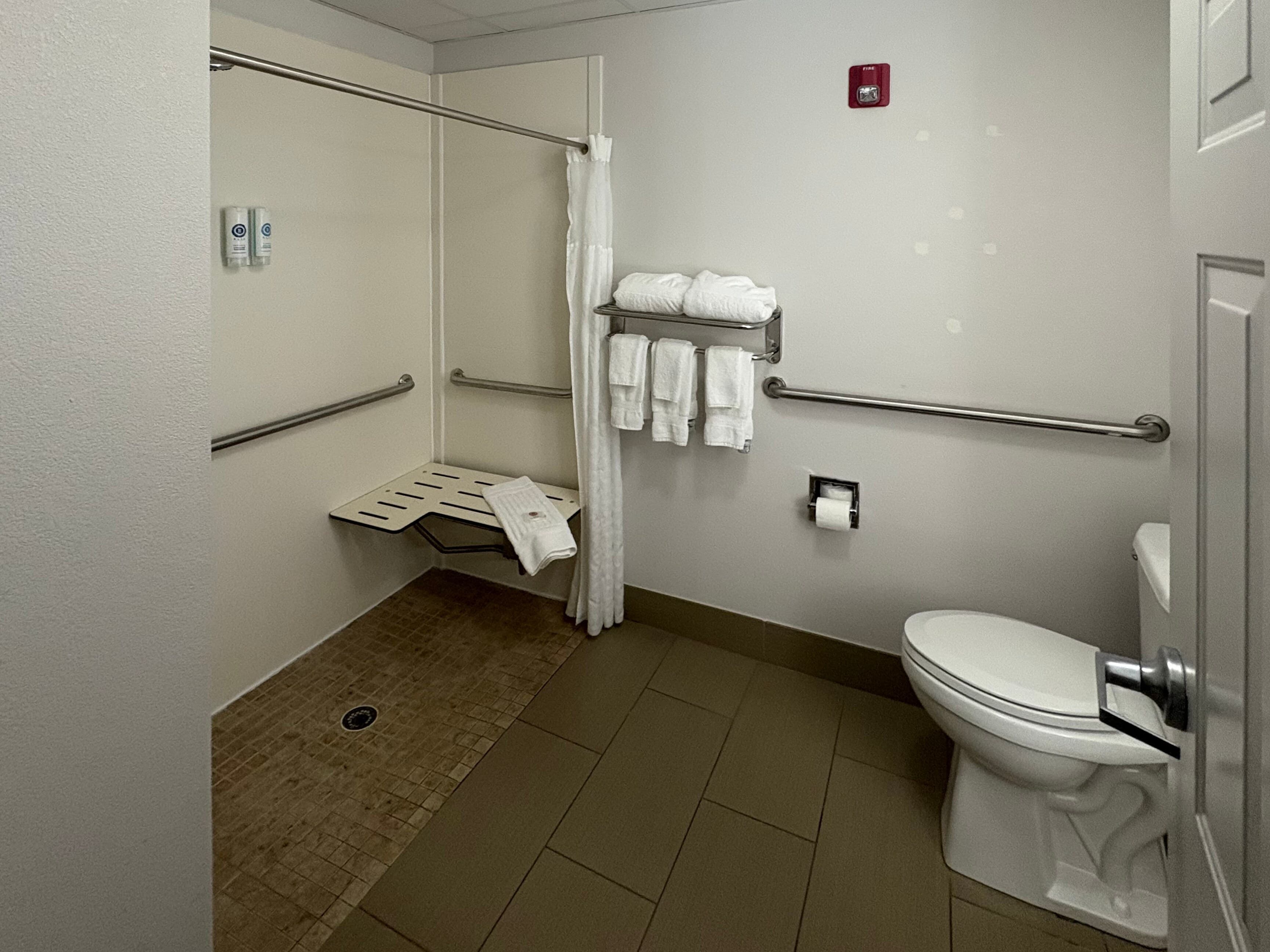 Comfort Suites Crossville — 6