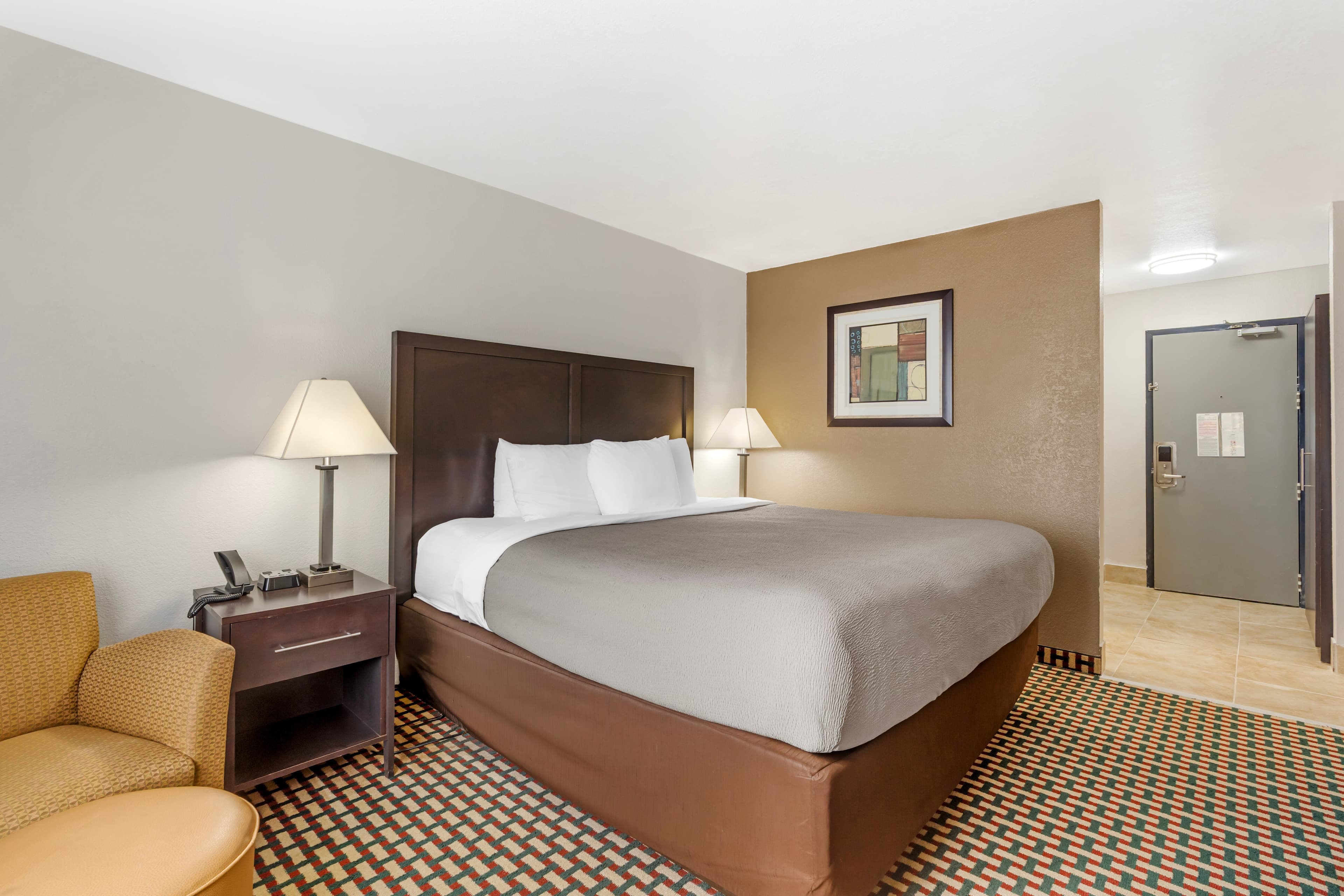 Quality Inn & Suites Chattanooga-East Ridge - Image 3