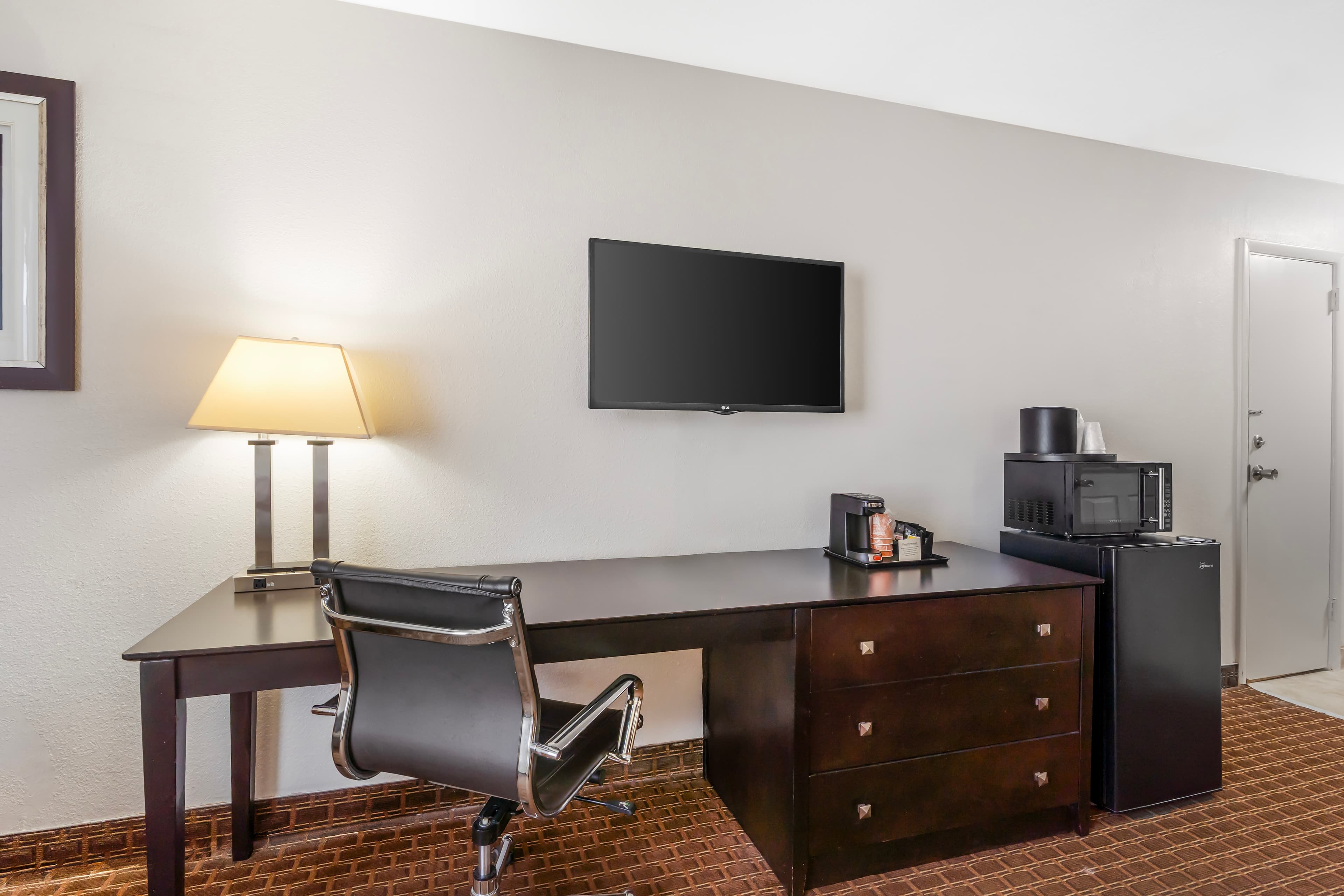 Quality Inn & Suites Chattanooga-East Ridge — 8