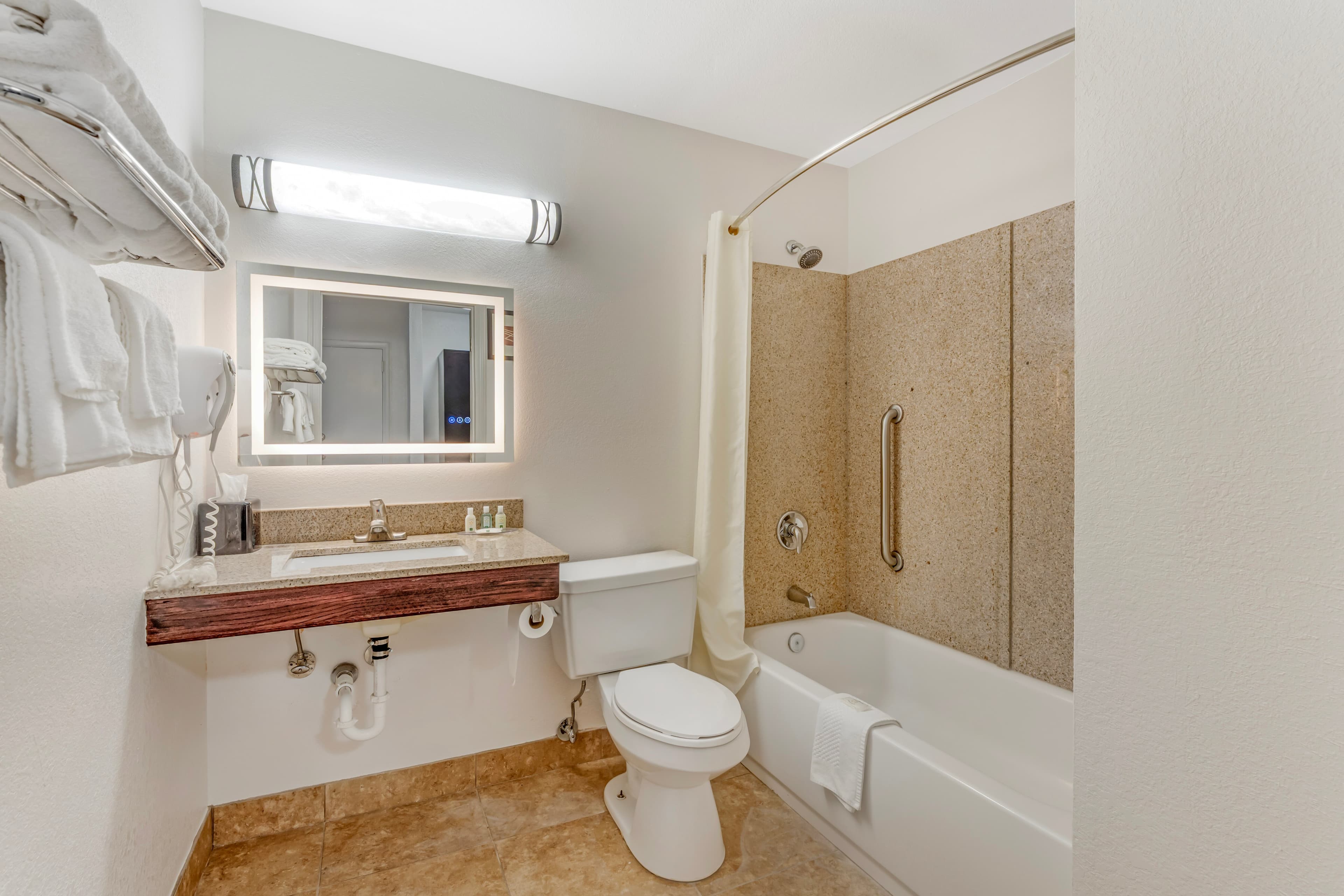 Quality Inn & Suites Chattanooga-East Ridge — 21
