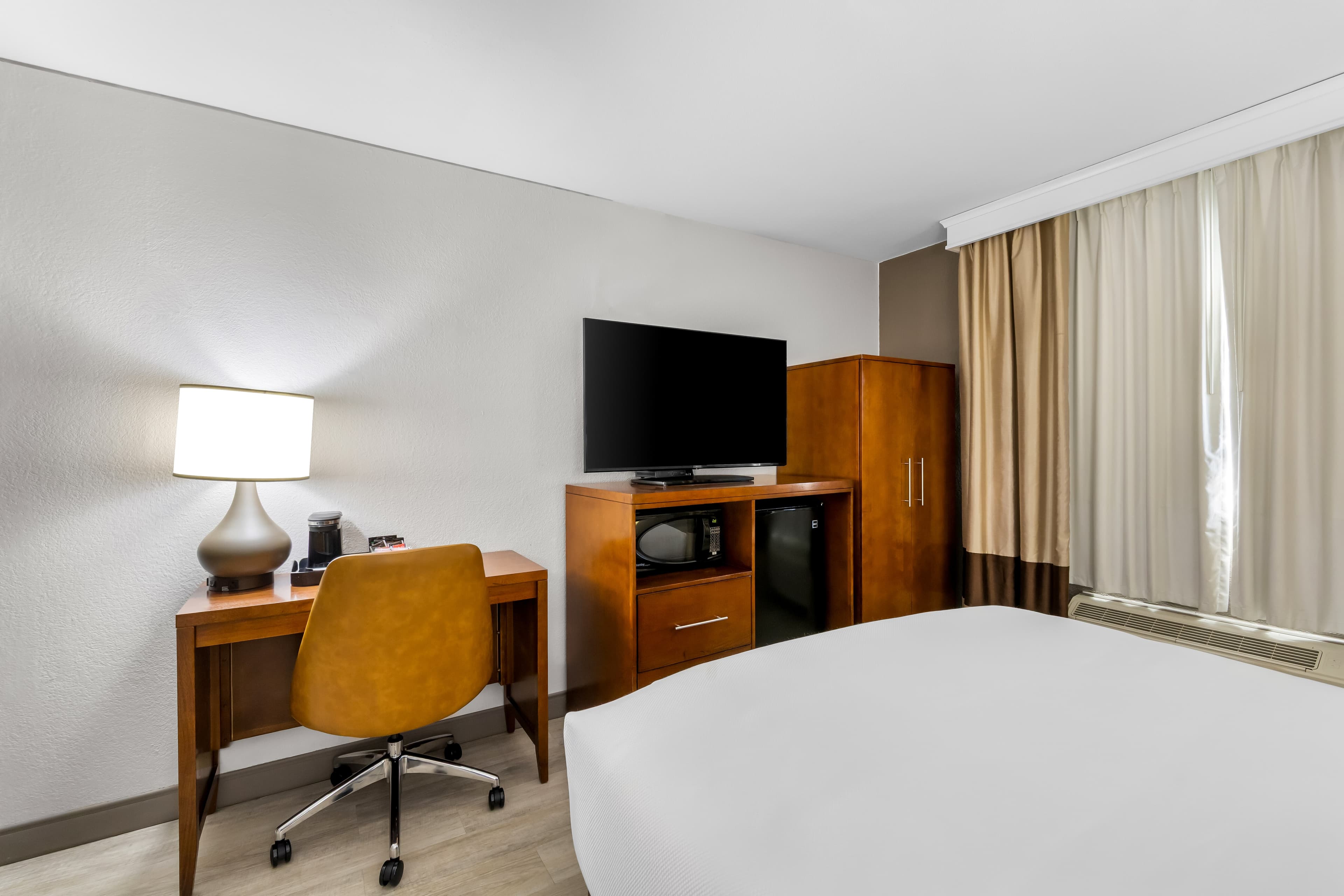 Comfort Inn Nashville West - Image 3