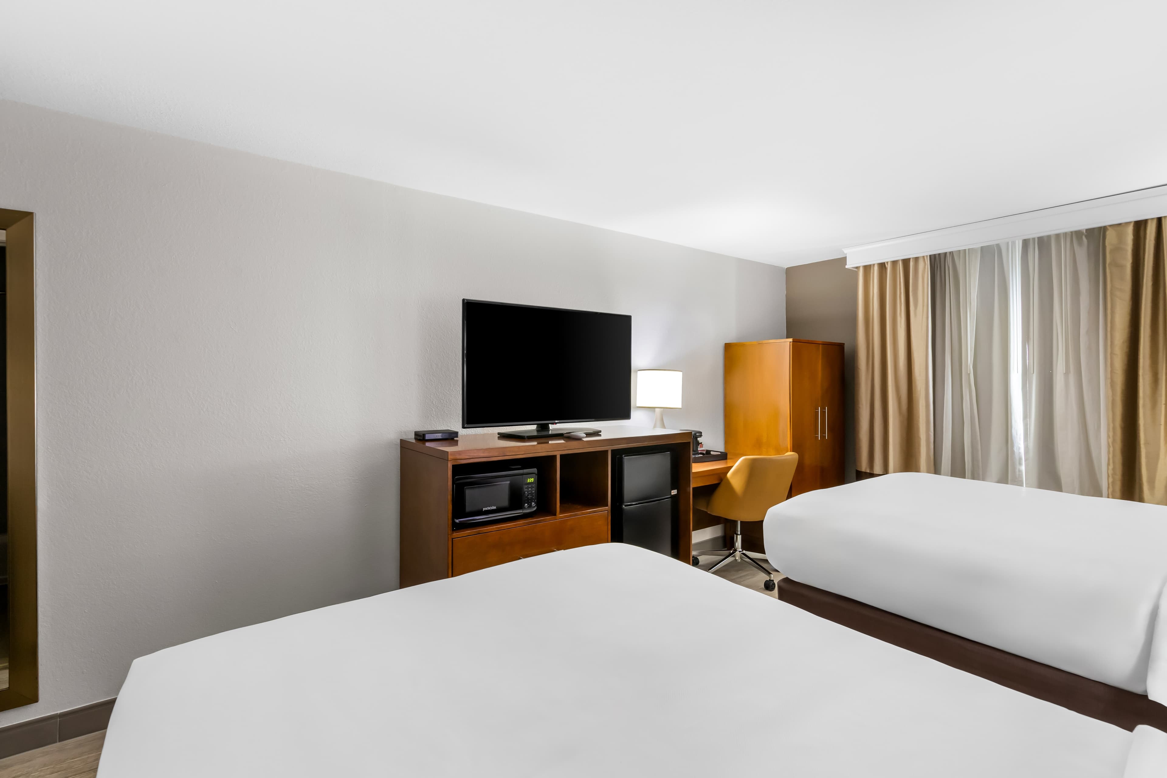 Comfort Inn Nashville West — 8