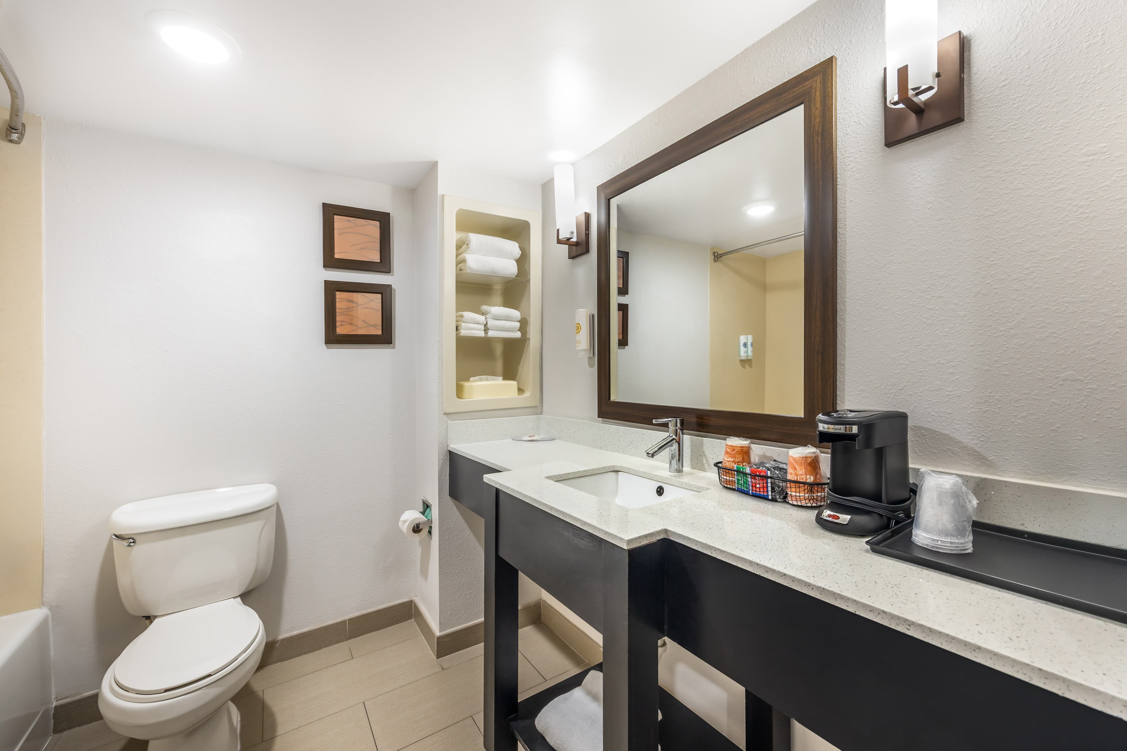 Comfort Inn & Suites Chattanooga West - Lookout Mountain — 8