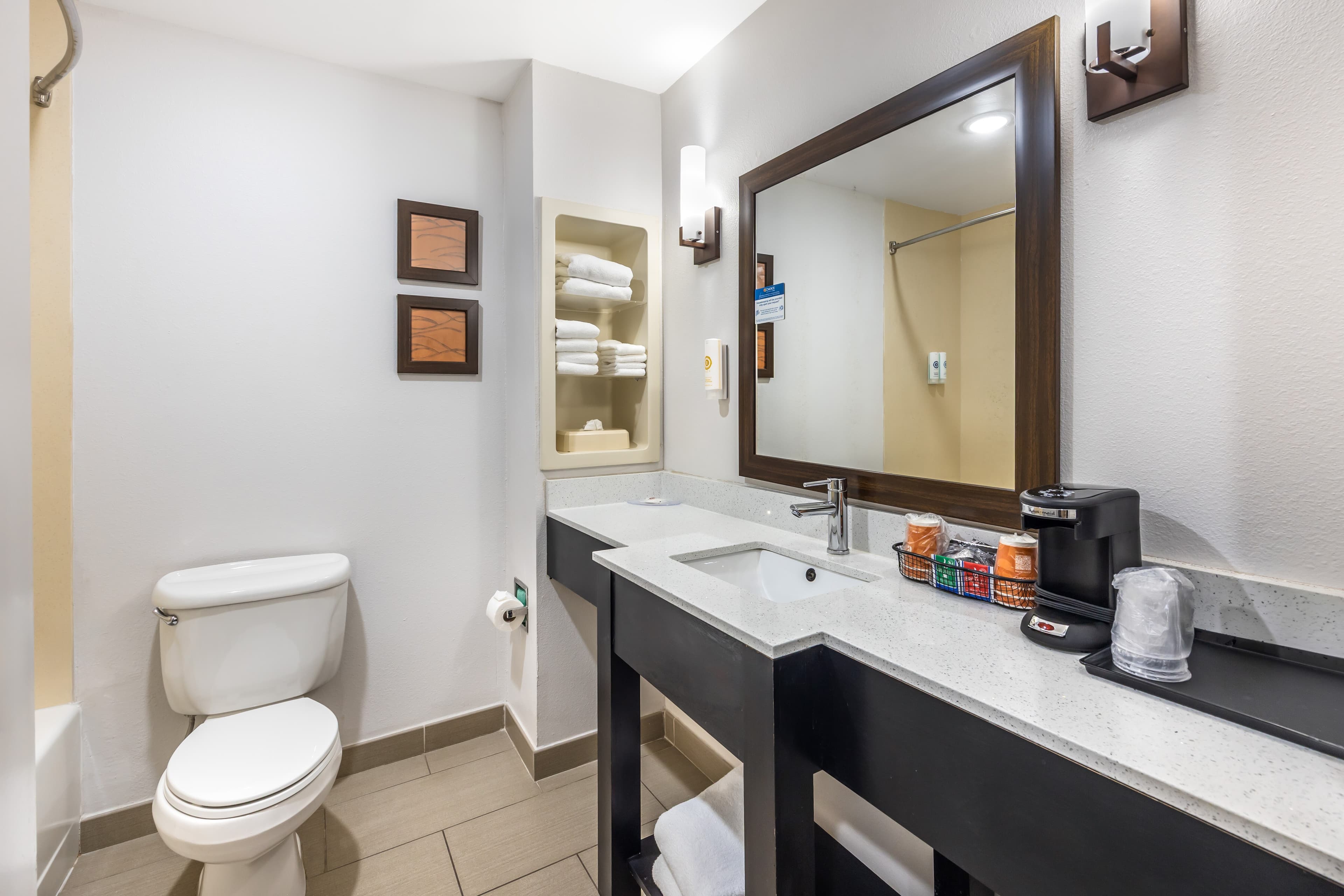 Comfort Inn & Suites Chattanooga West - Lookout Mountain — 12