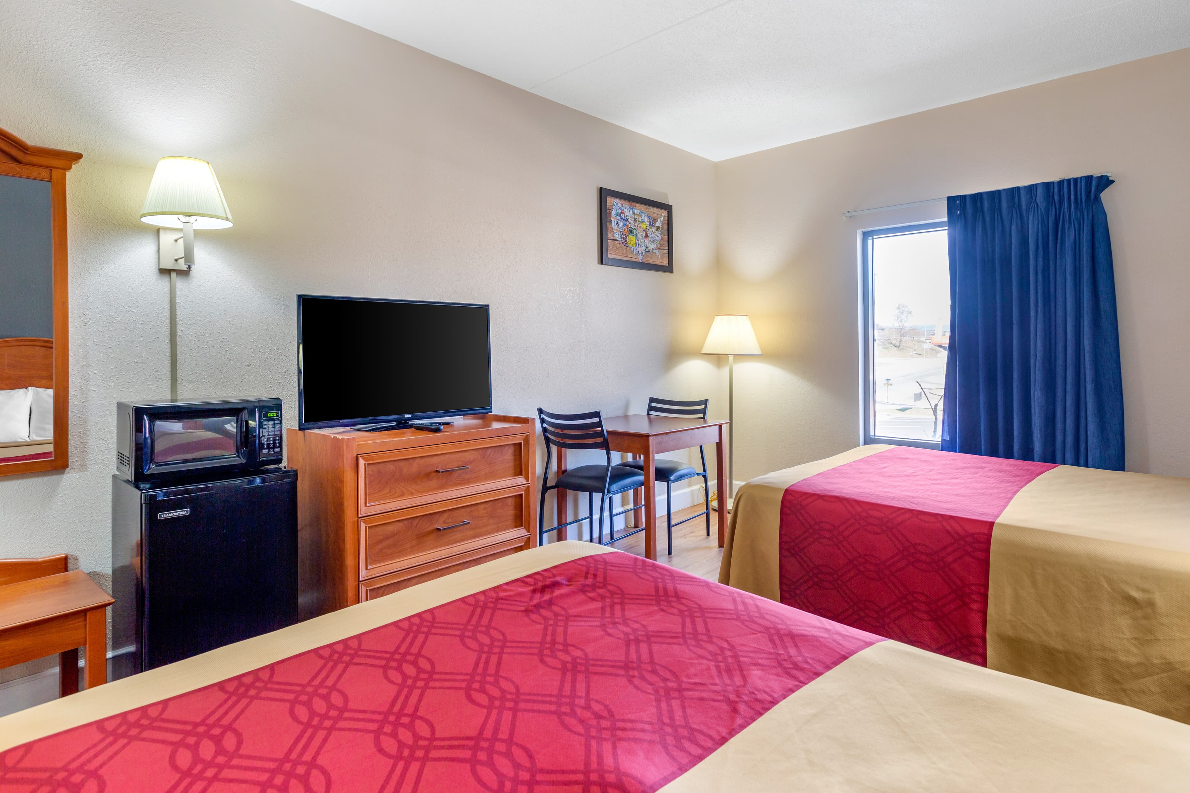Econo Lodge Lookout Mountain — 7