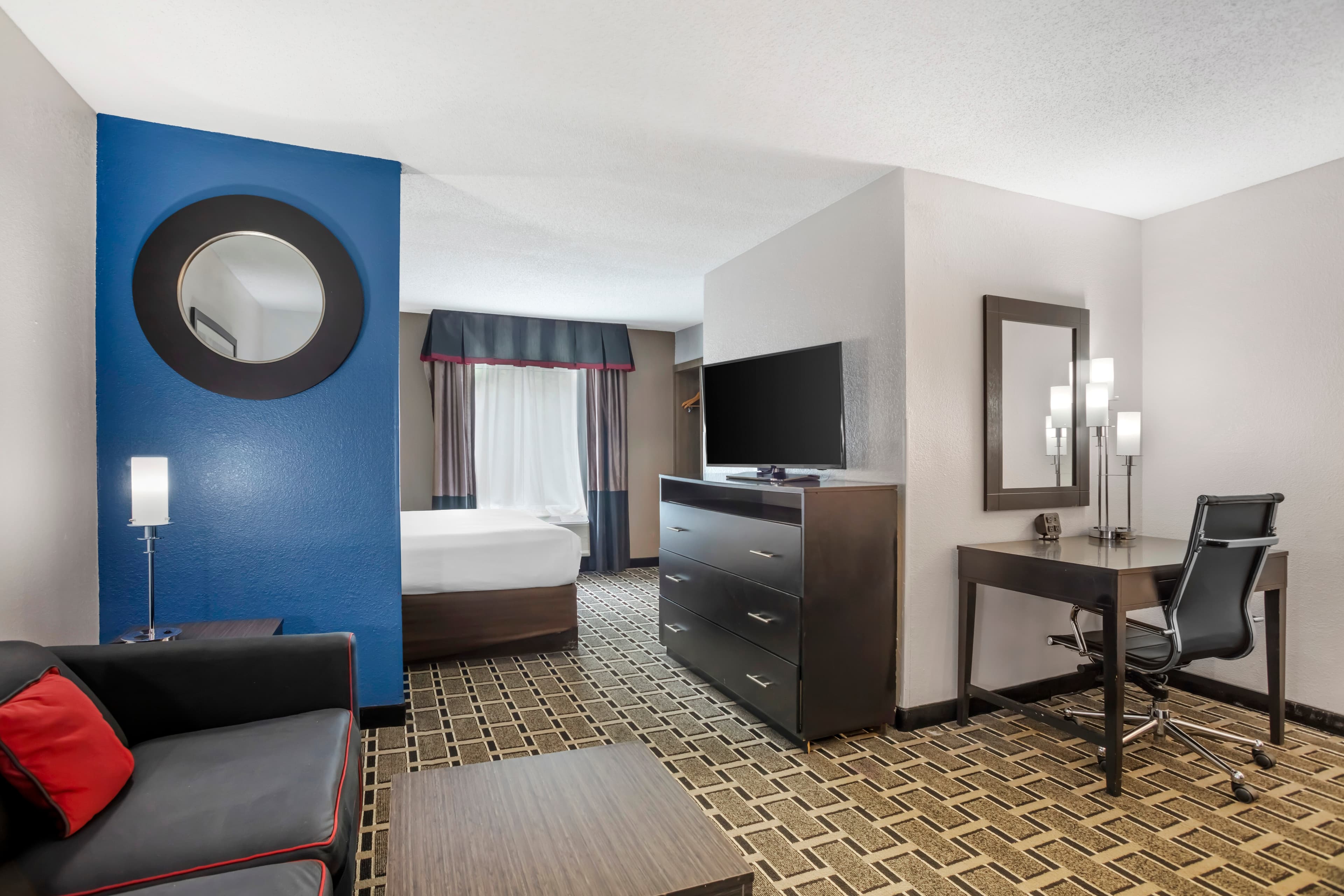 Comfort Suites Nashville Airport - BNA — 6