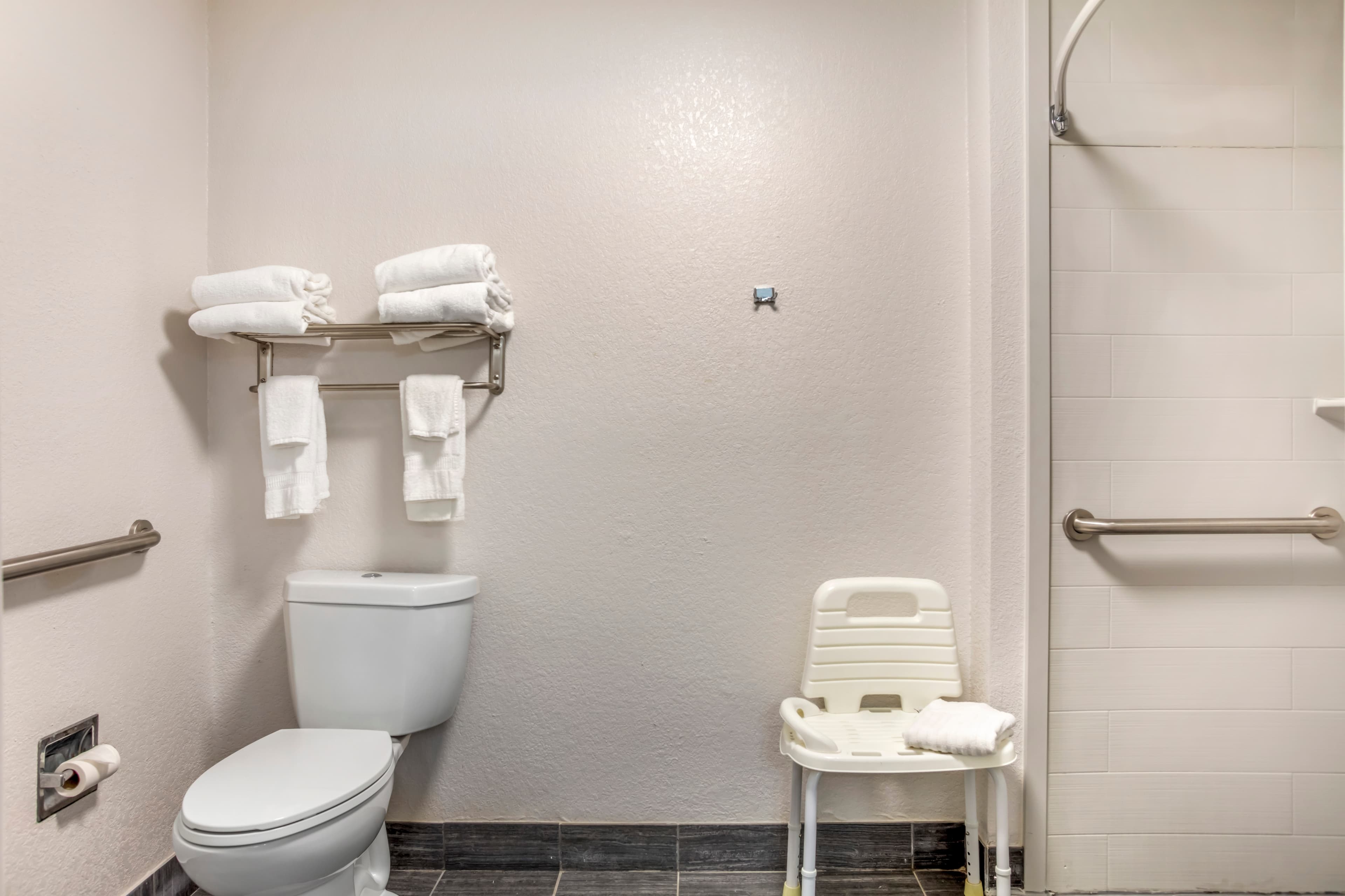 Comfort Suites Nashville Airport - BNA — 25