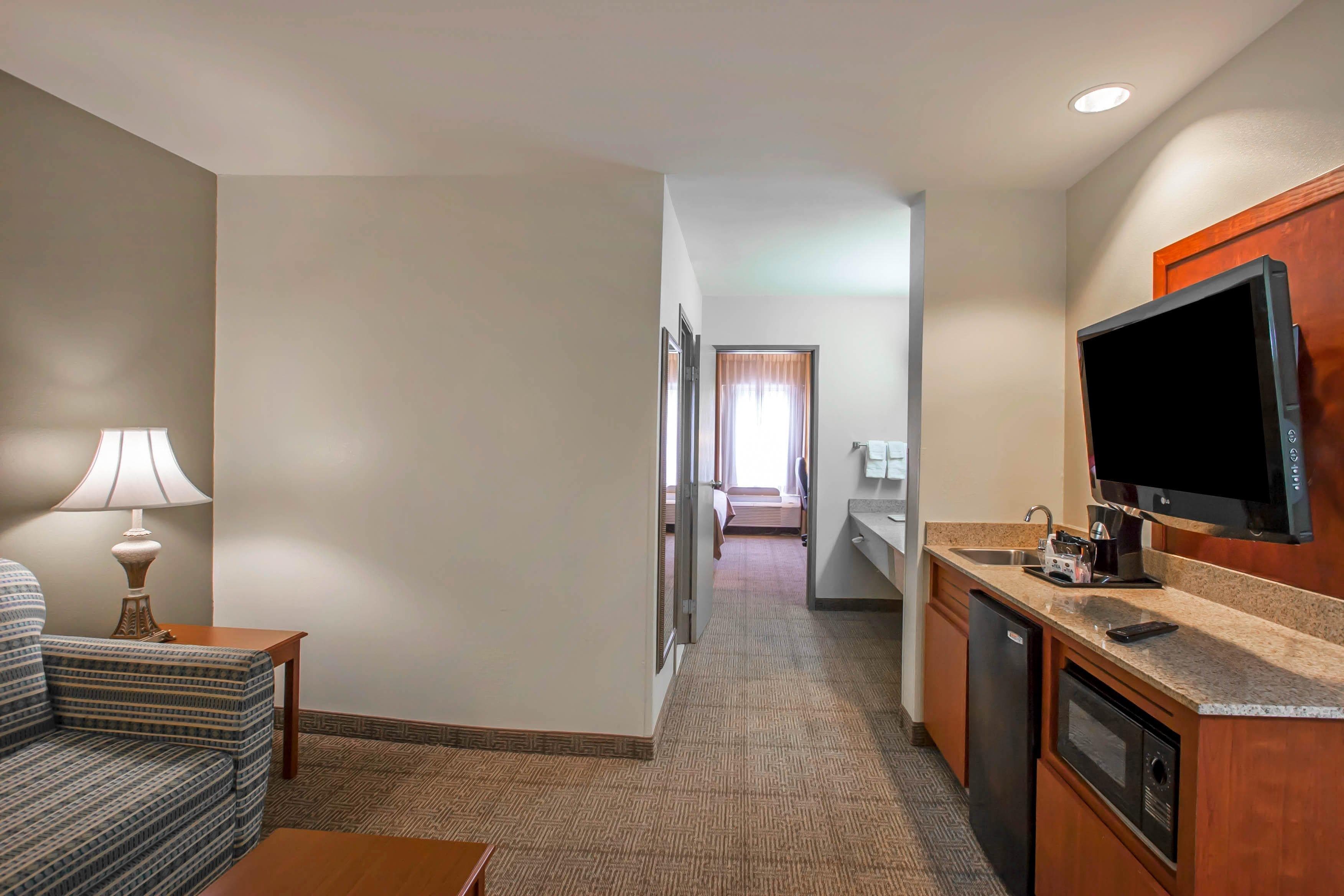 Quality Inn & Suites Germantown North — 13
