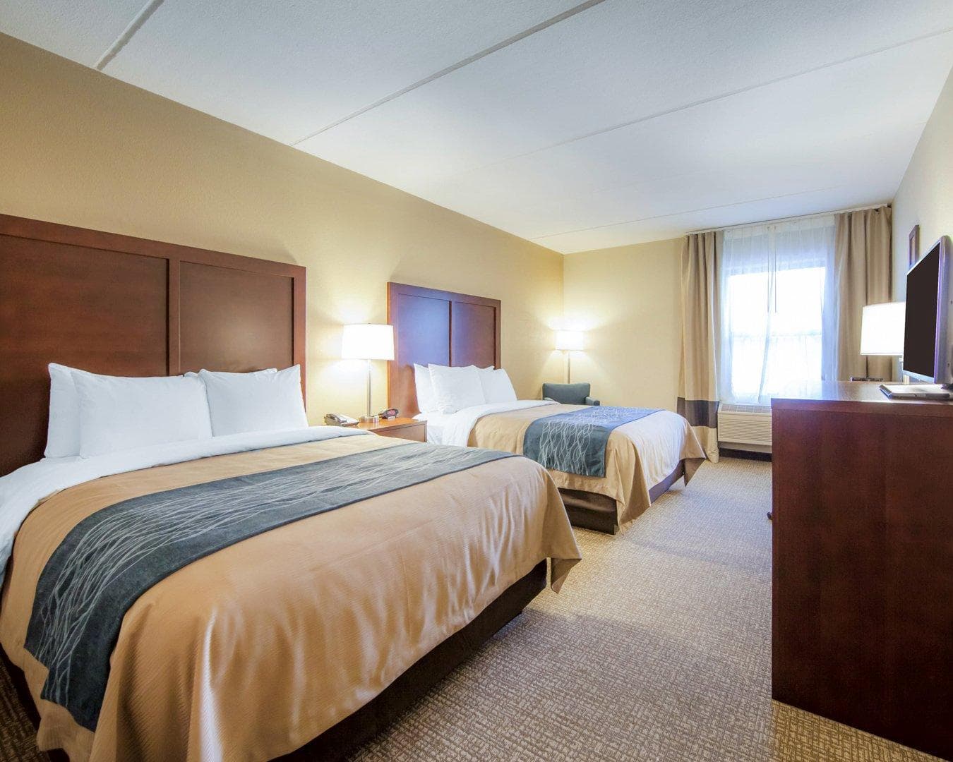 Comfort Inn at Royal Blue — 12