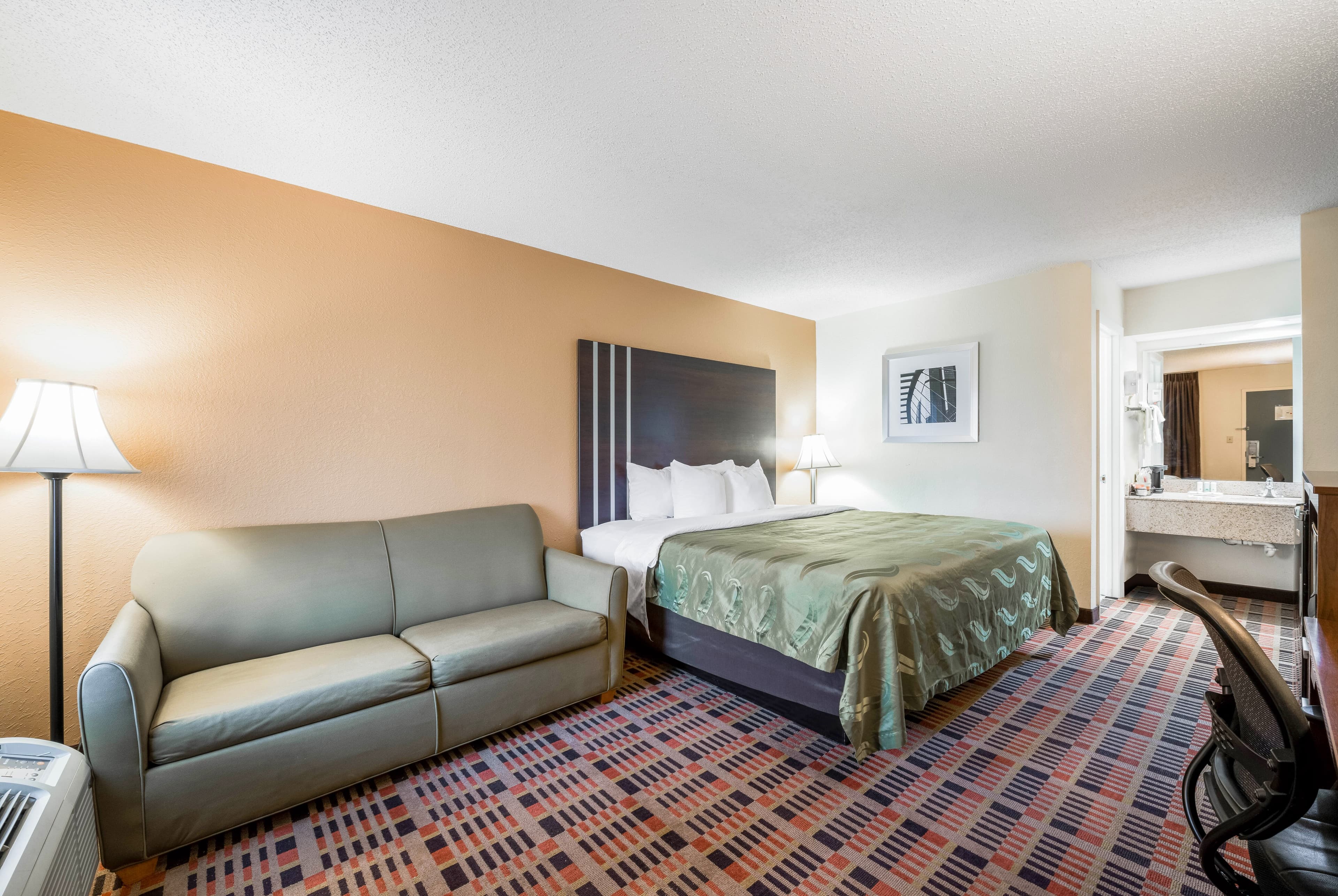 Quality Inn Johnson City near Downtown — 6