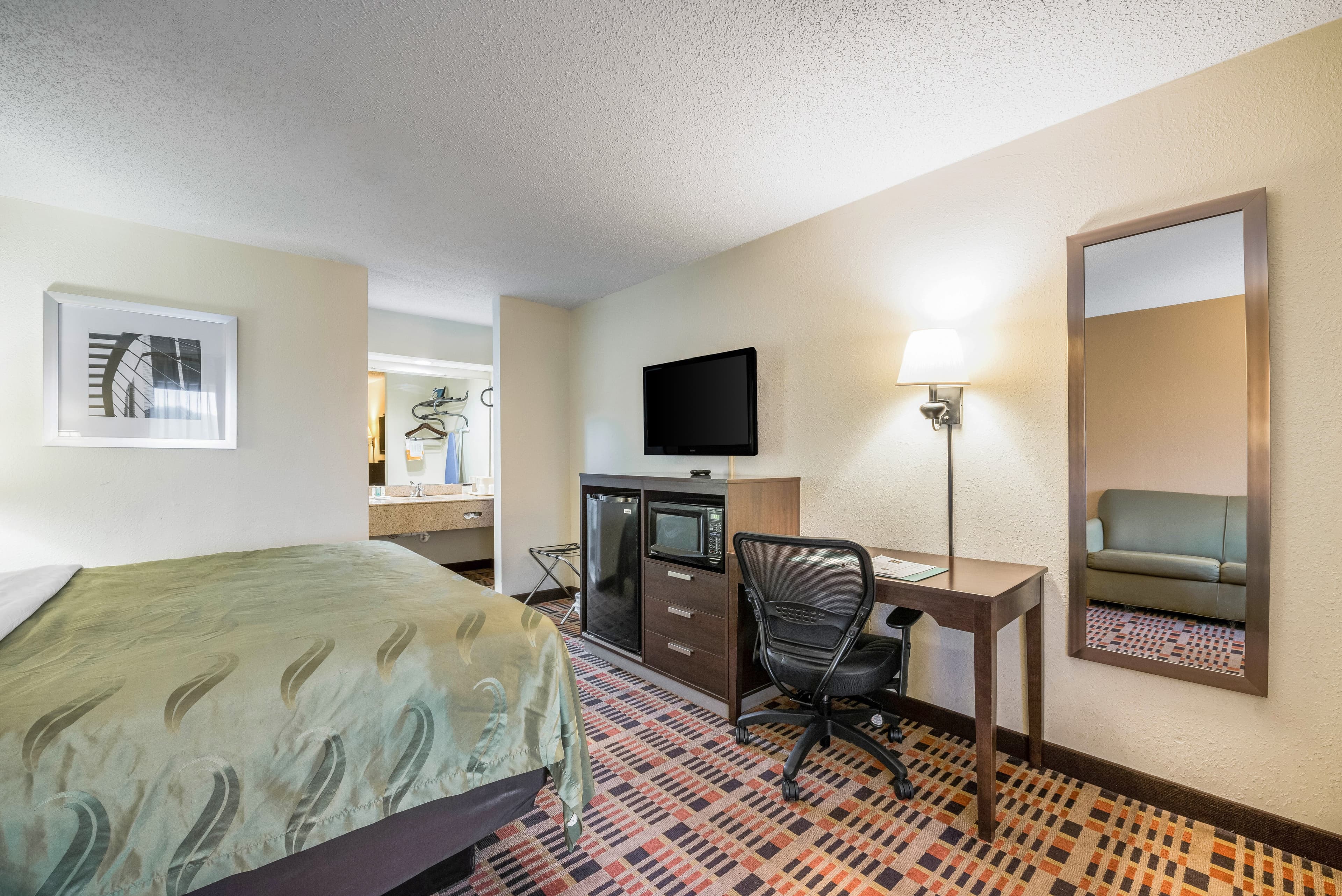 Quality Inn Johnson City near Downtown — 7