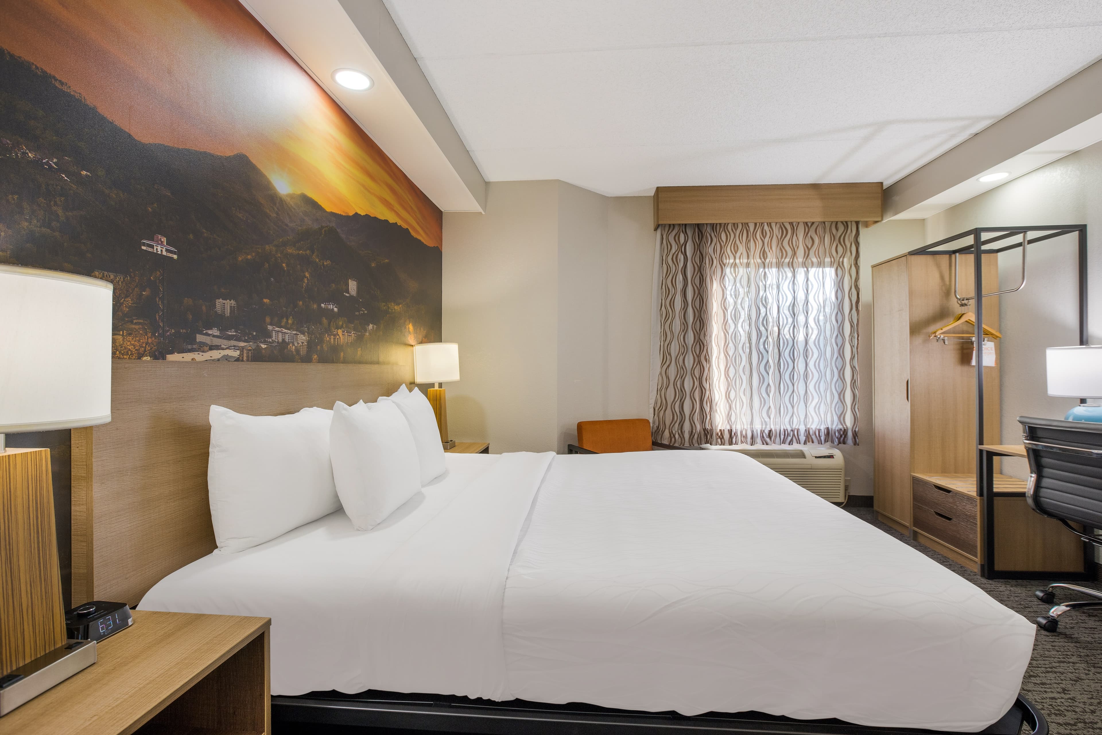 Clarion Pointe Sevierville-Pigeon Forge — 15