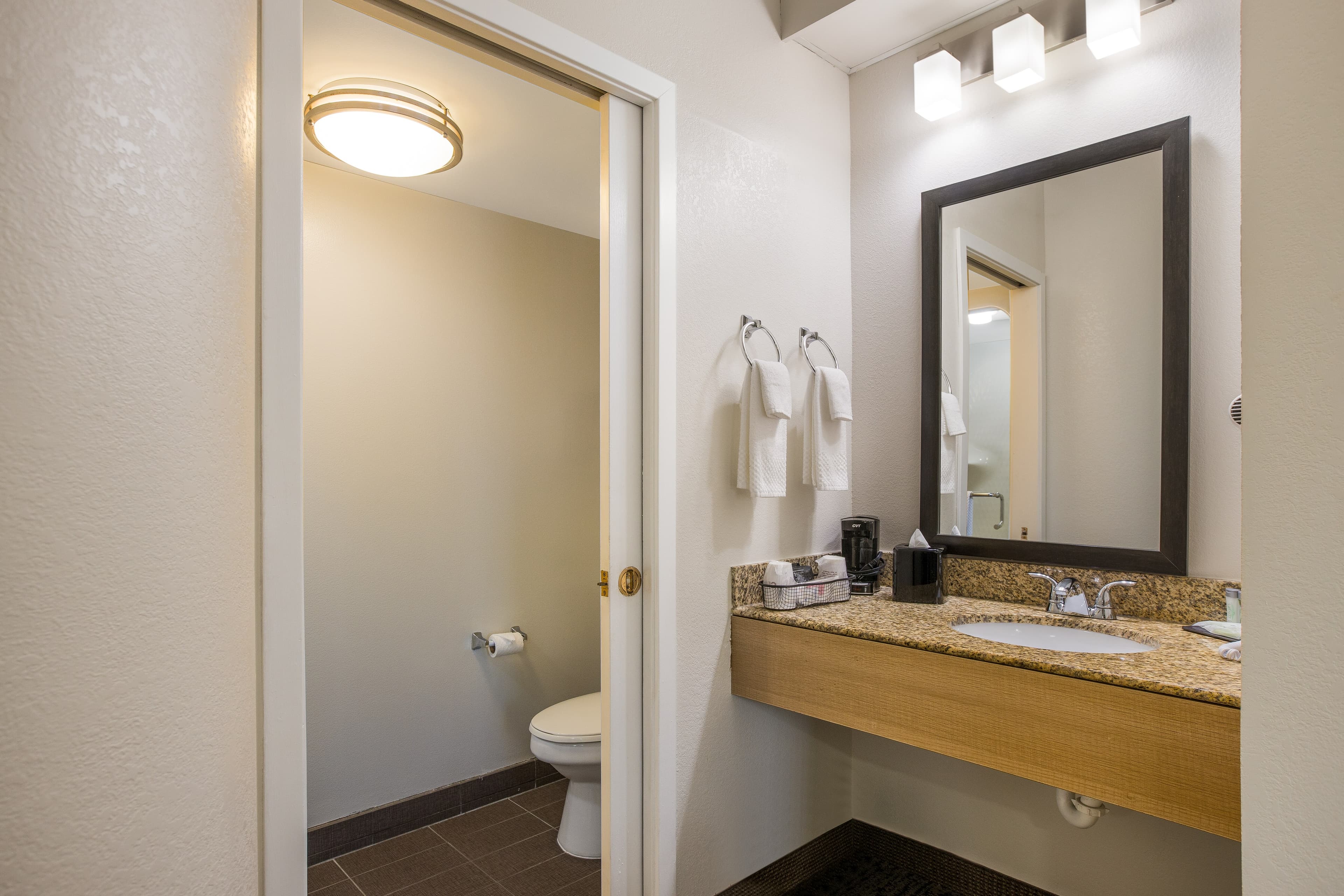 Clarion Pointe Sevierville-Pigeon Forge — 18