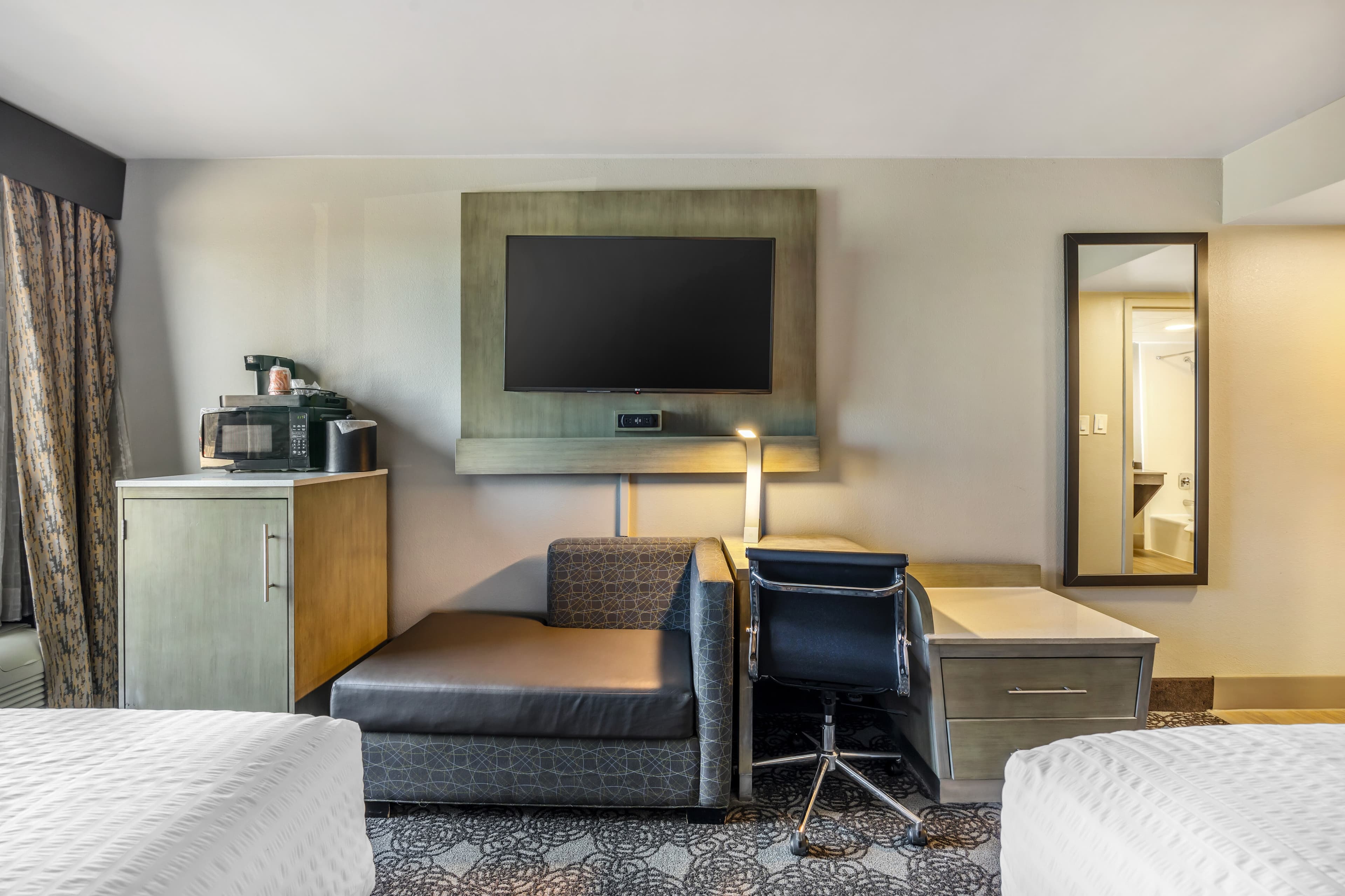 Clarion Inn Murfreesboro Old Fort Pkwy — 8