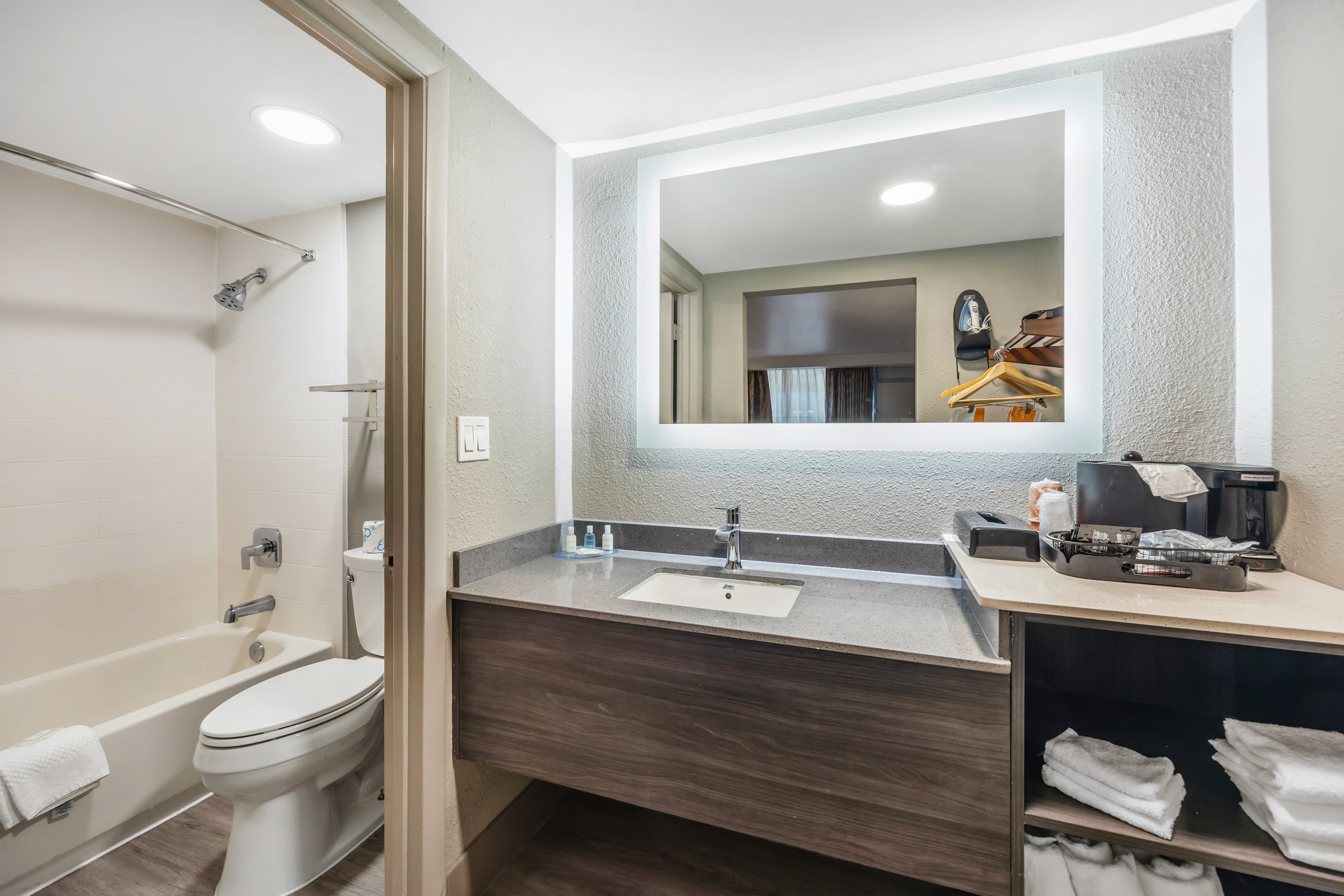 Clarion Inn Murfreesboro Old Fort Pkwy — 21