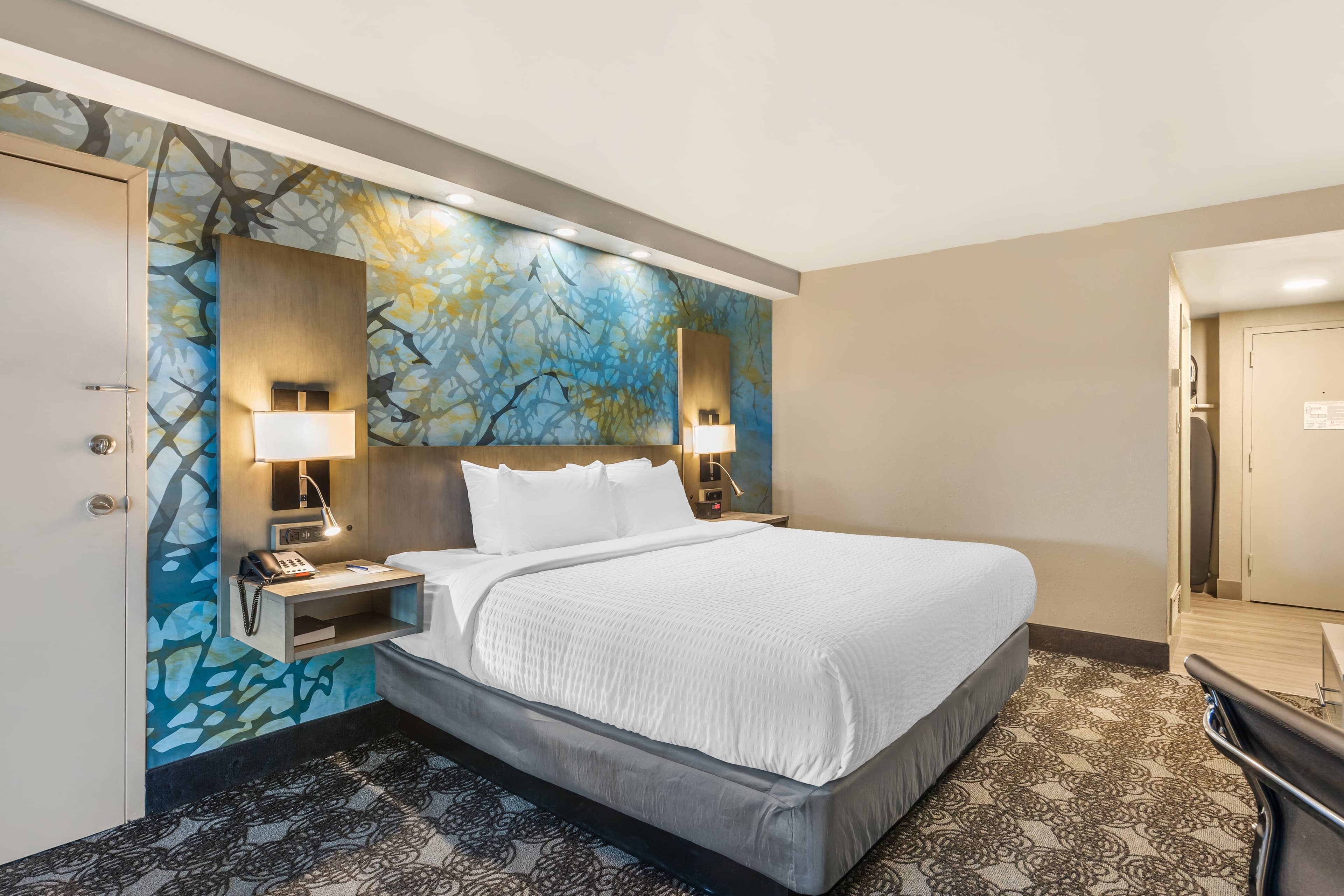 Clarion Inn Murfreesboro Old Fort Pkwy — 30