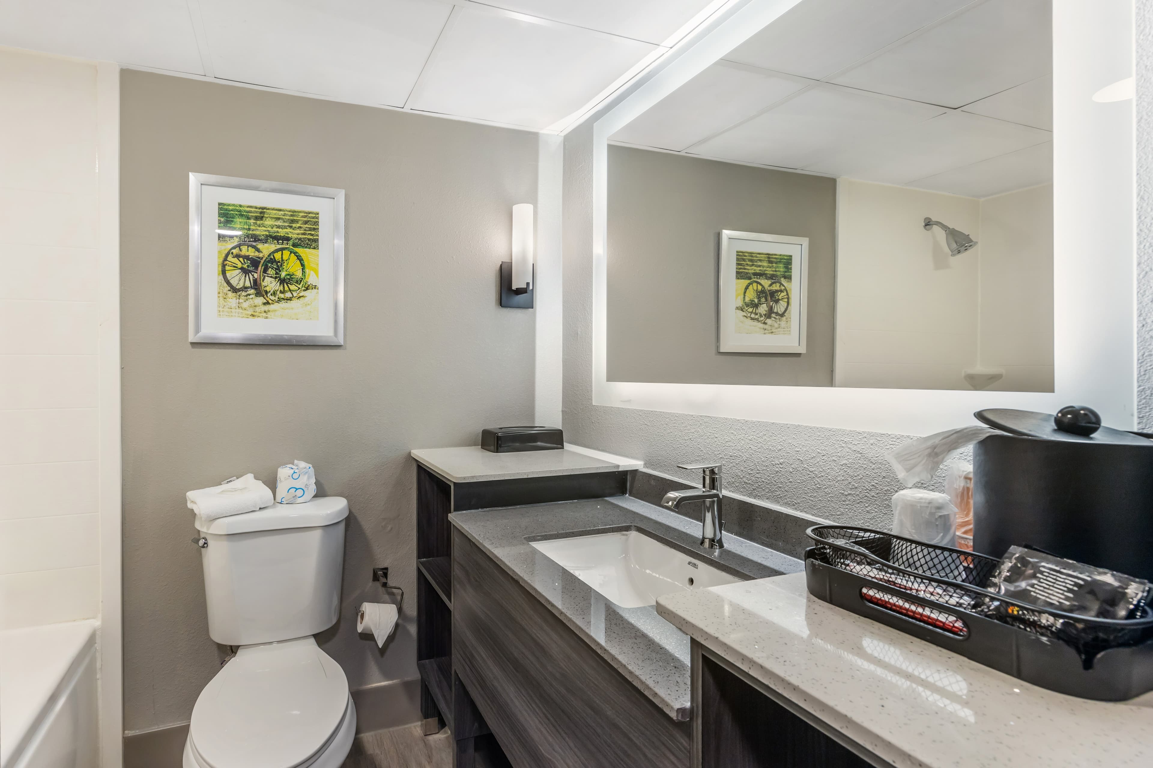 Clarion Inn Murfreesboro Old Fort Pkwy — 56