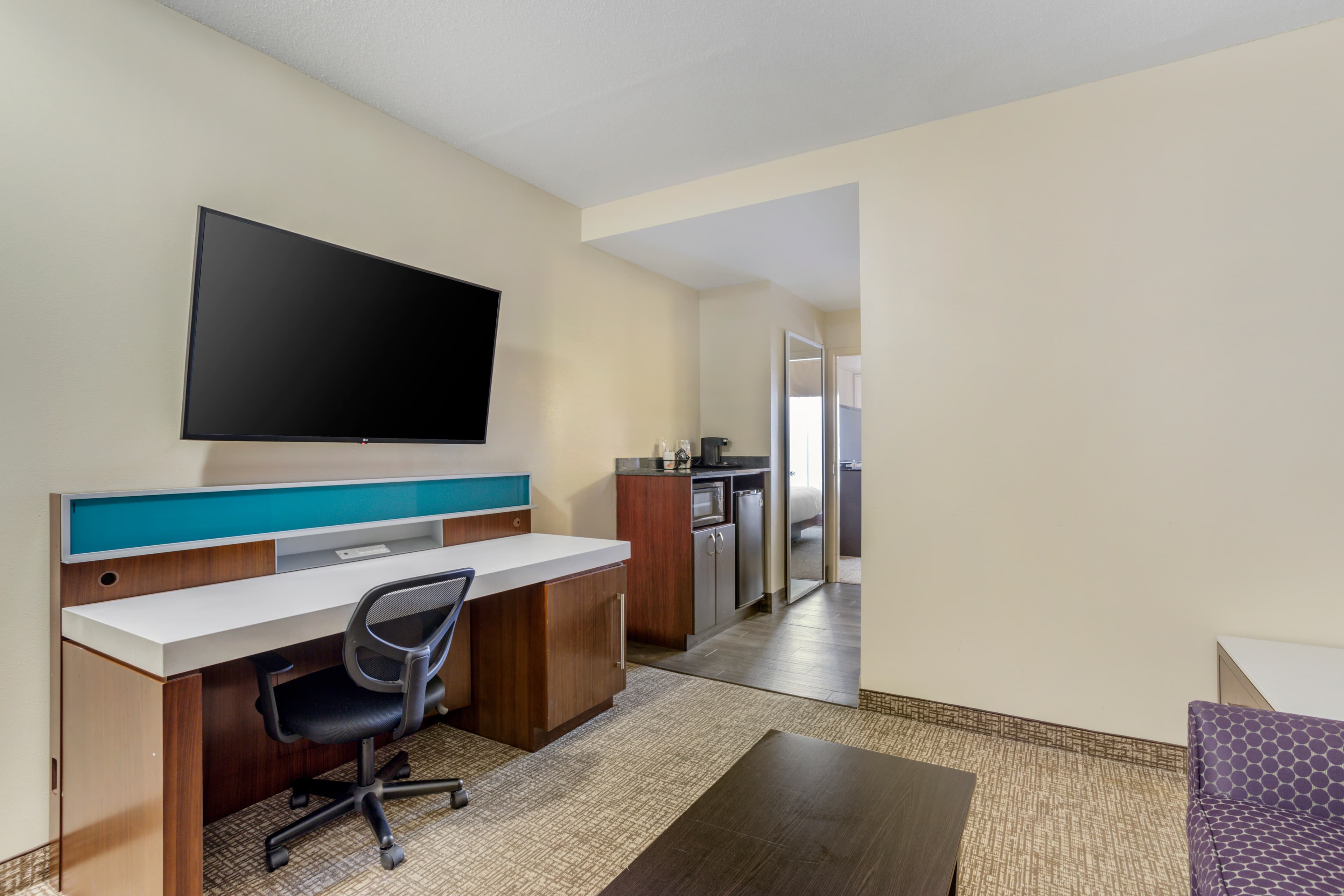 Comfort Suites Knoxville East — 10