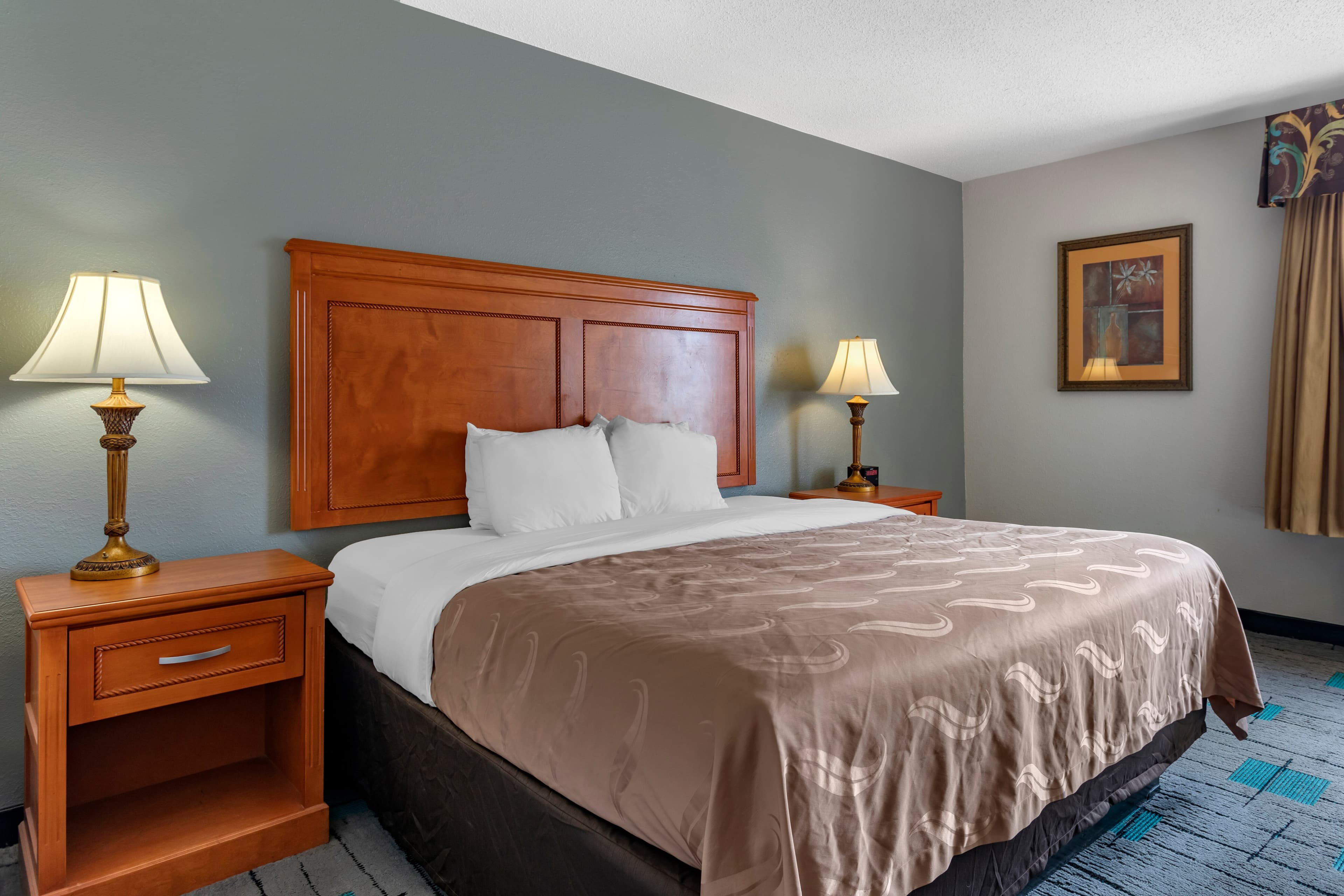 Quality Inn & Suites Chattanooga West near Lookout Mountain - Image 2