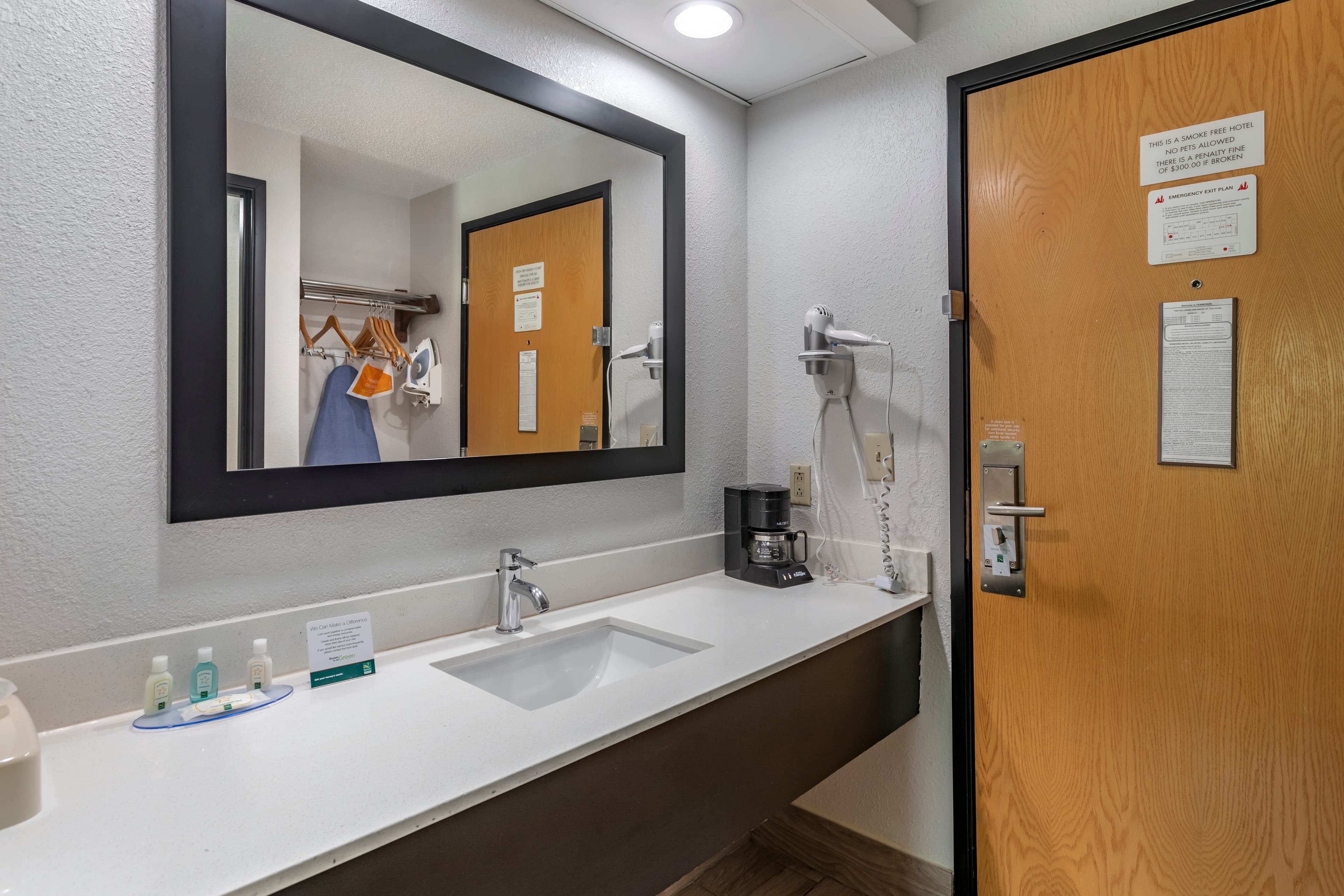 Quality Inn & Suites Chattanooga West near Lookout Mountain — 17