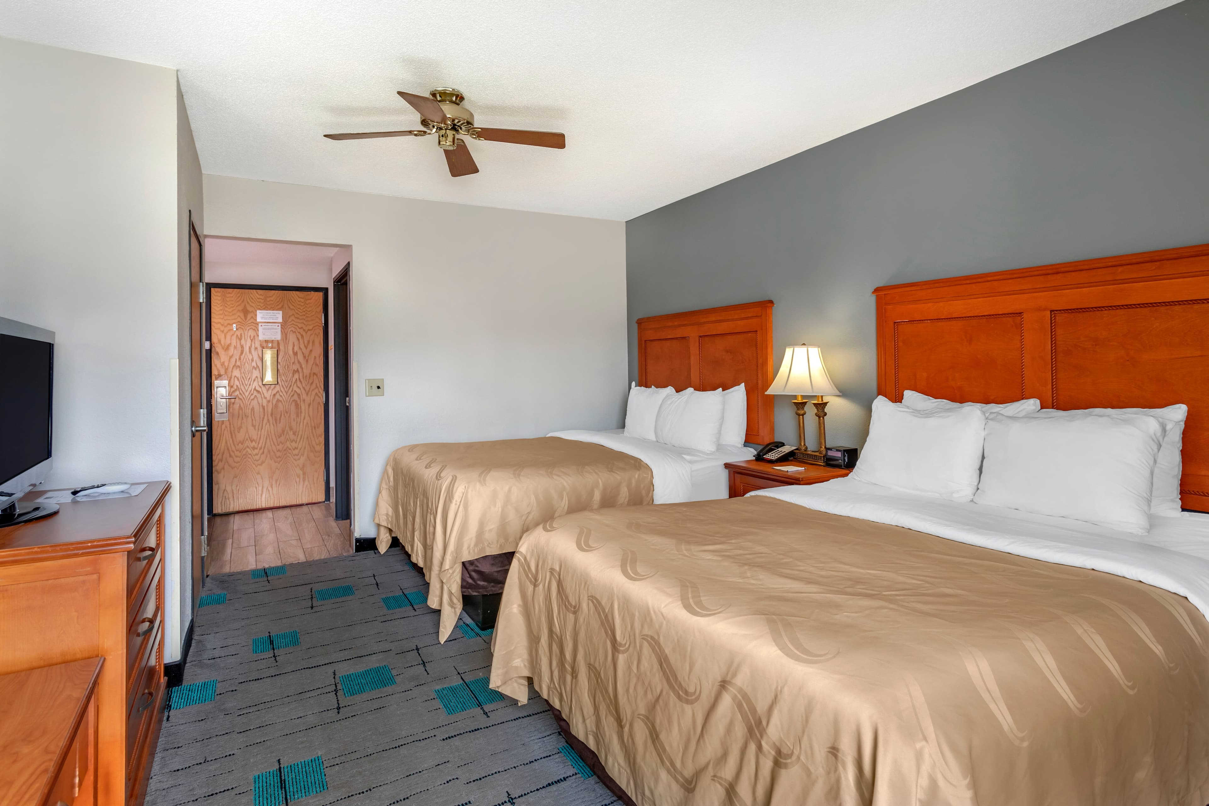 Quality Inn & Suites Chattanooga West near Lookout Mountain — 22