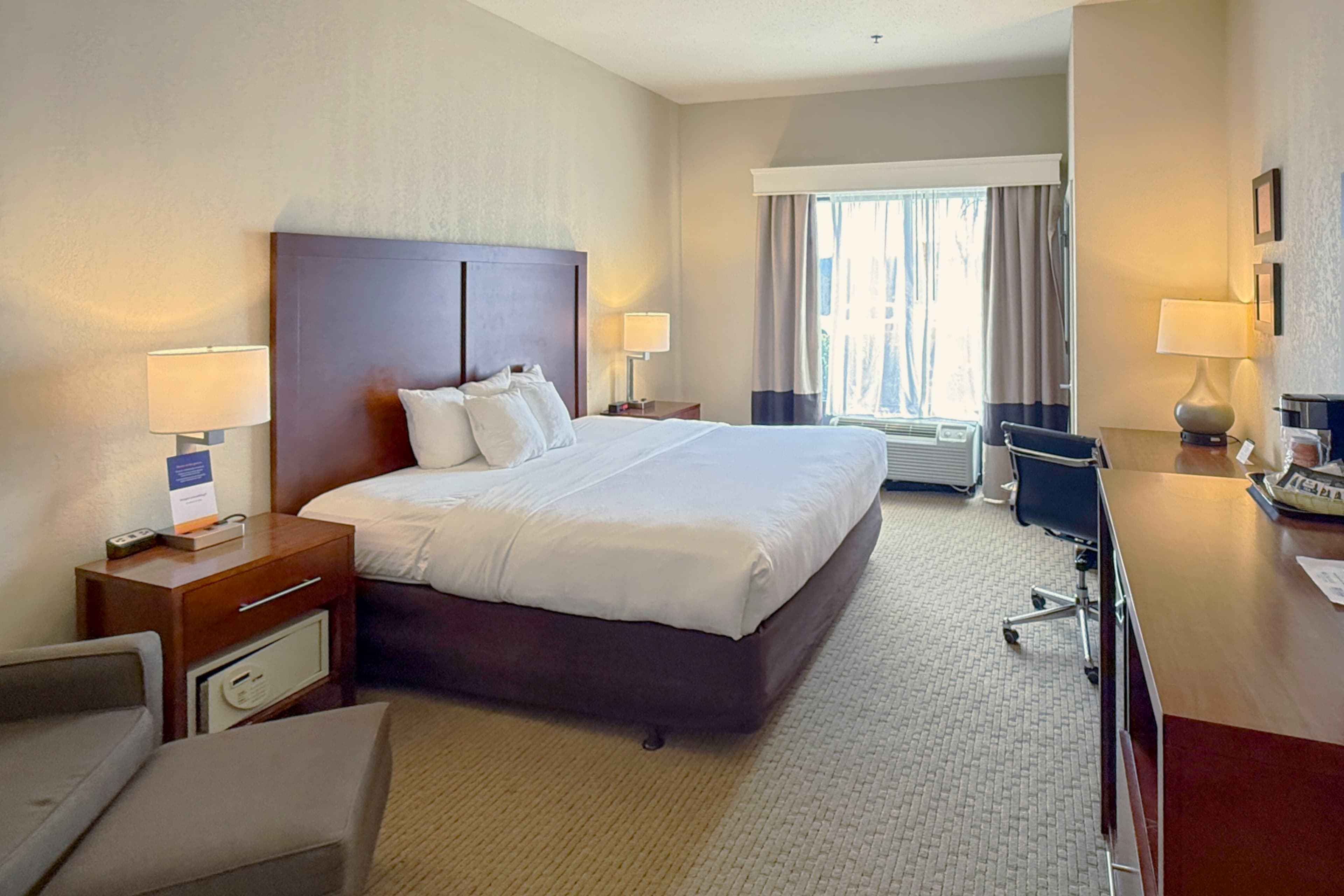 Comfort Inn & Suites Rogersville - Image 2
