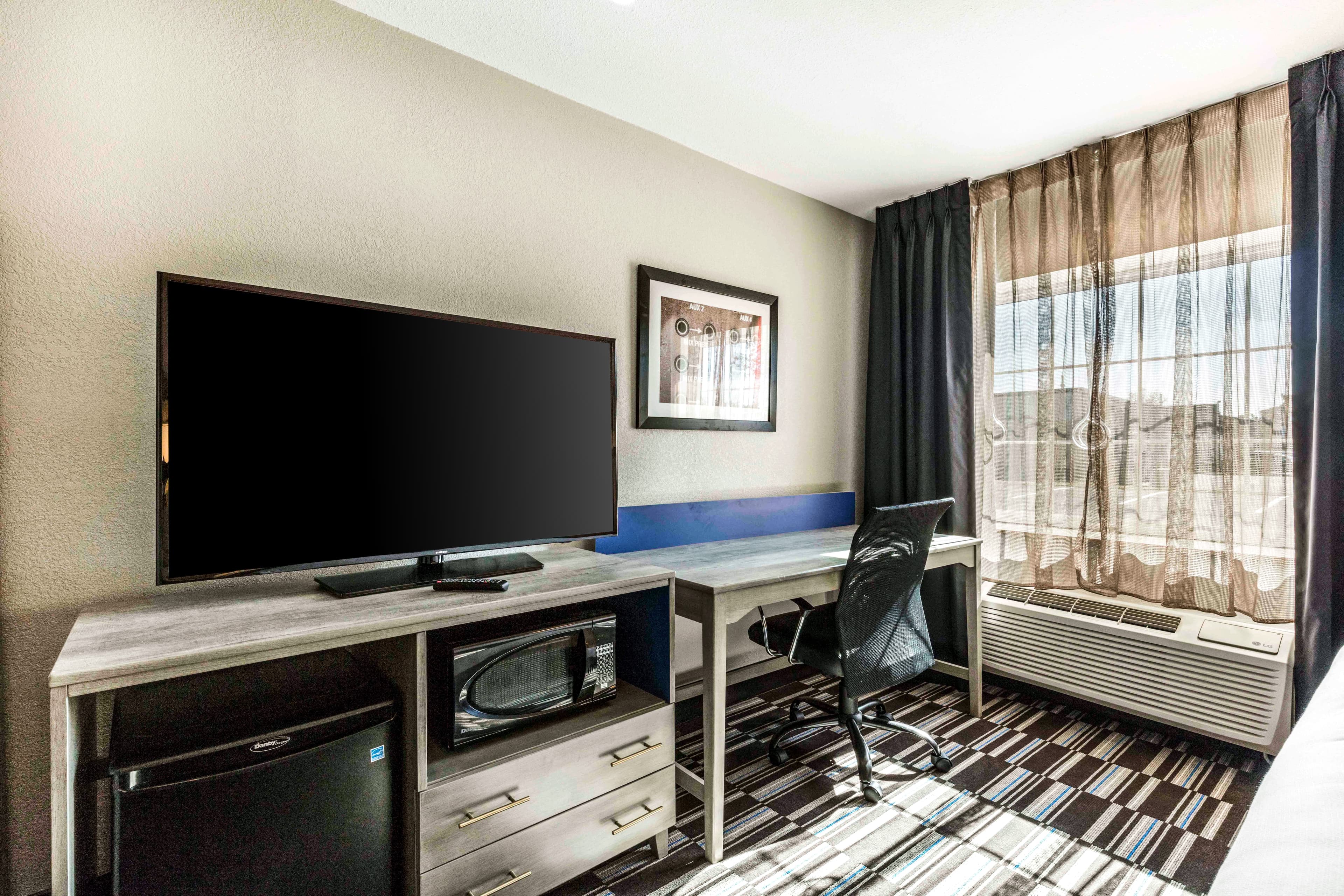 Comfort Inn Memphis Airport West — 7