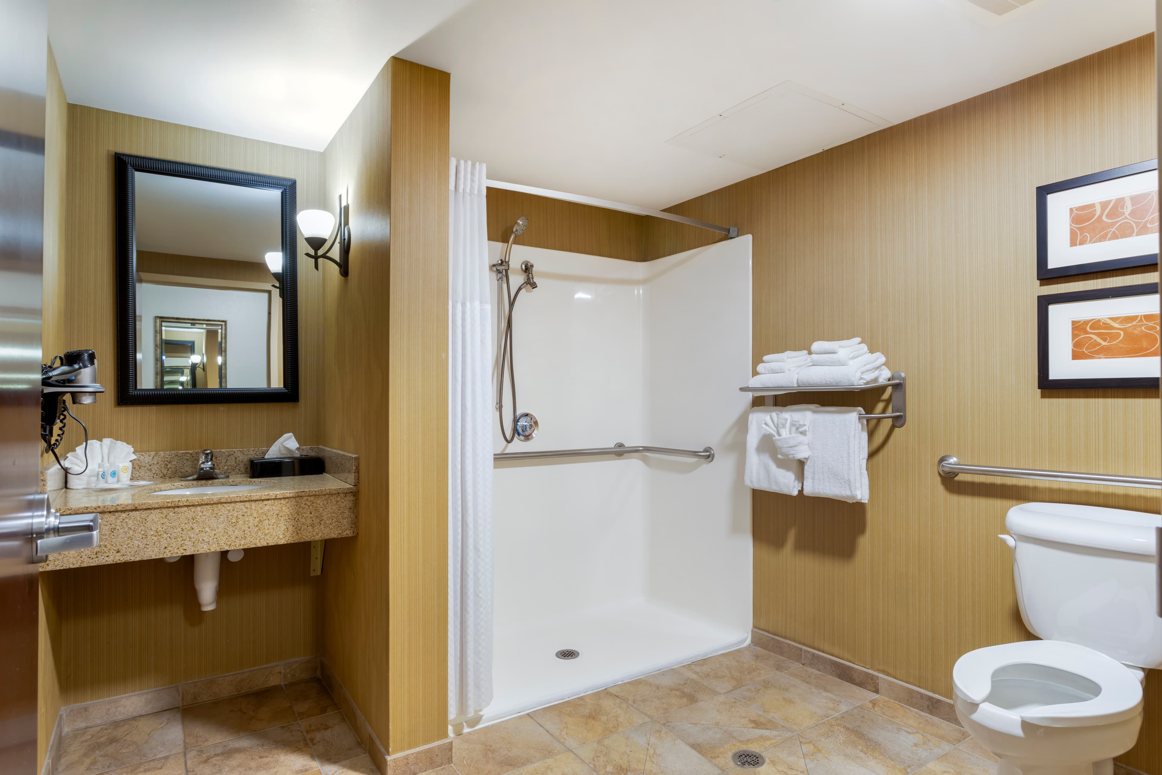 Comfort Suites Kodak Sevierville — 6
