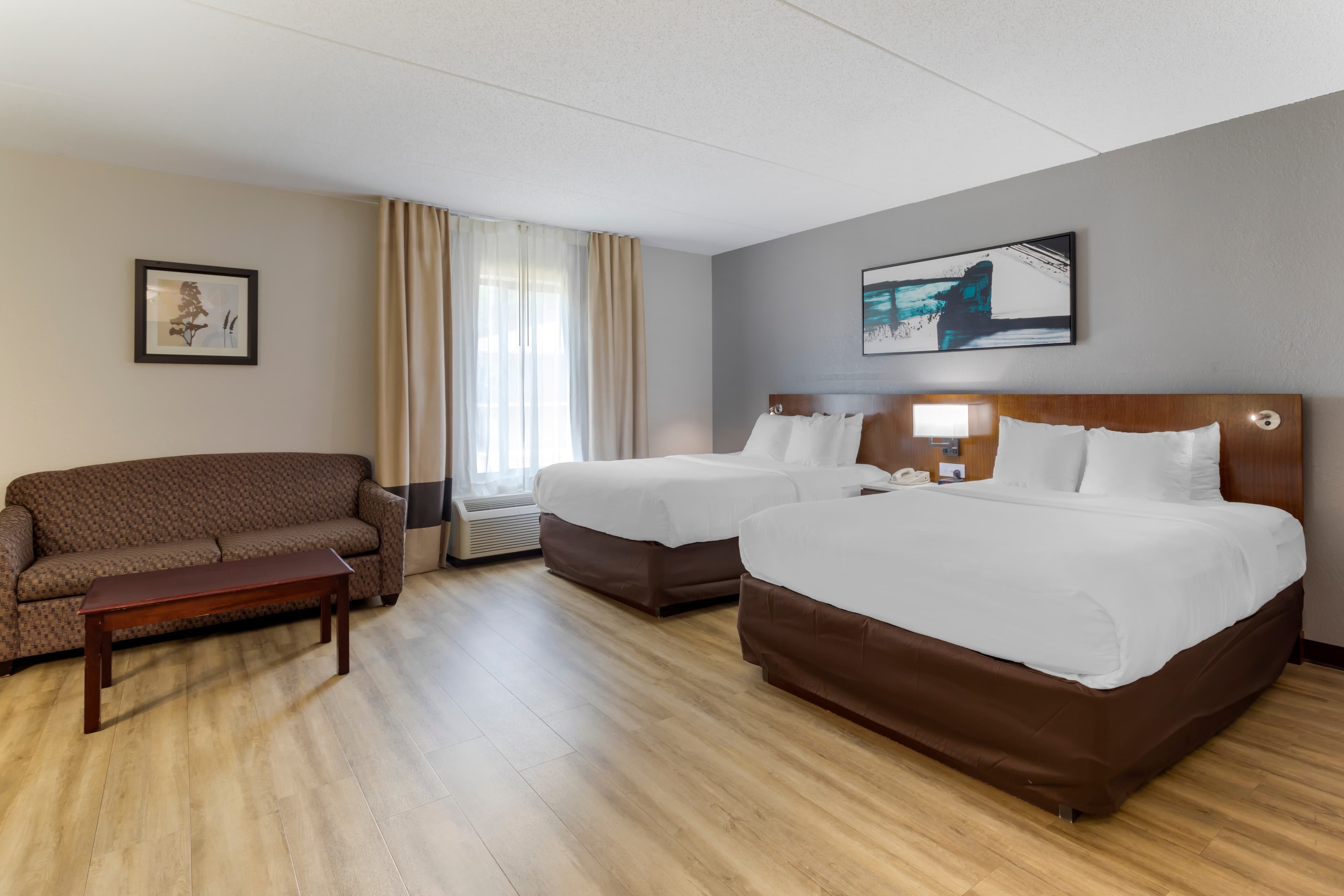 Comfort Suites Kodak Sevierville — 7