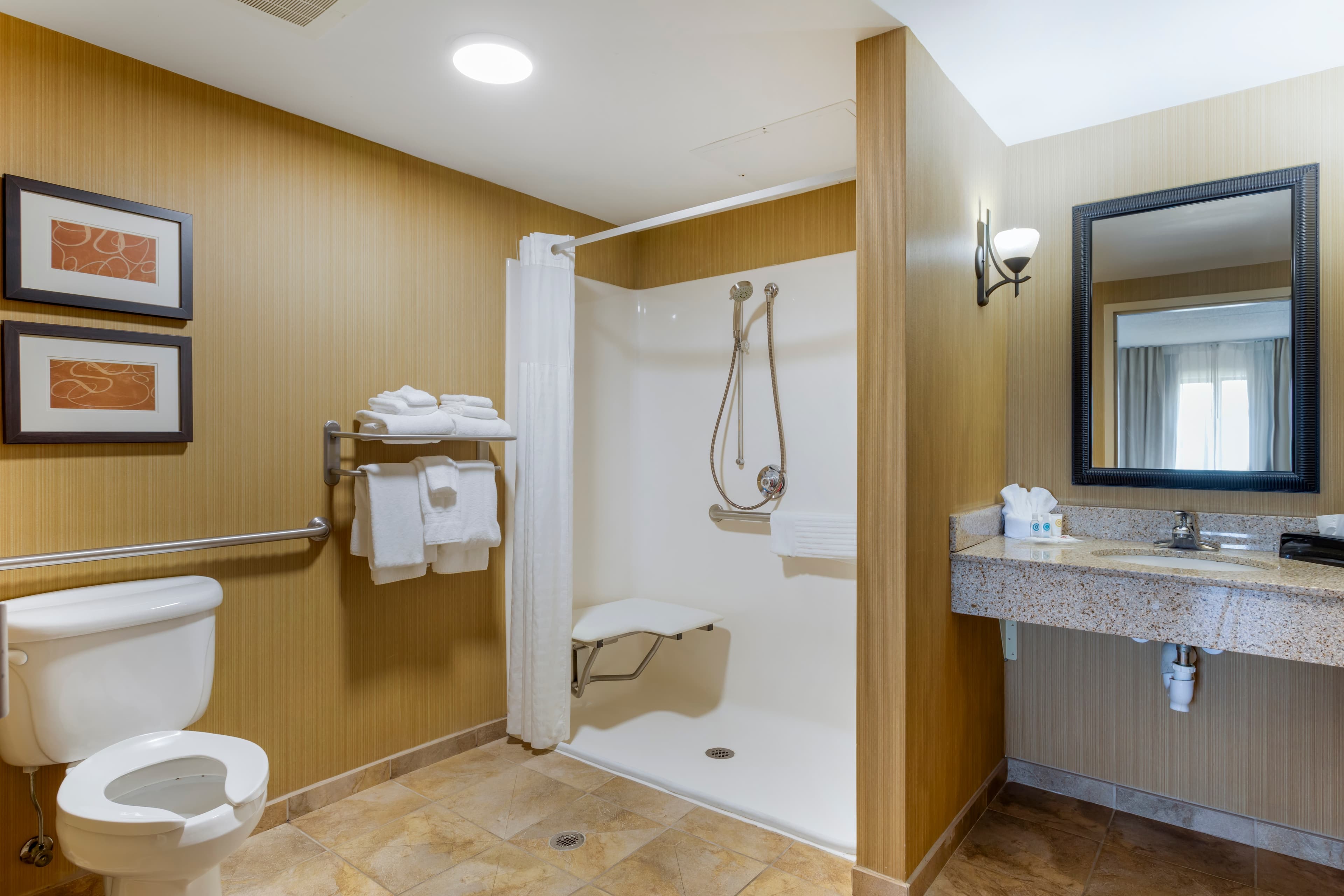 Comfort Suites Kodak Sevierville — 10