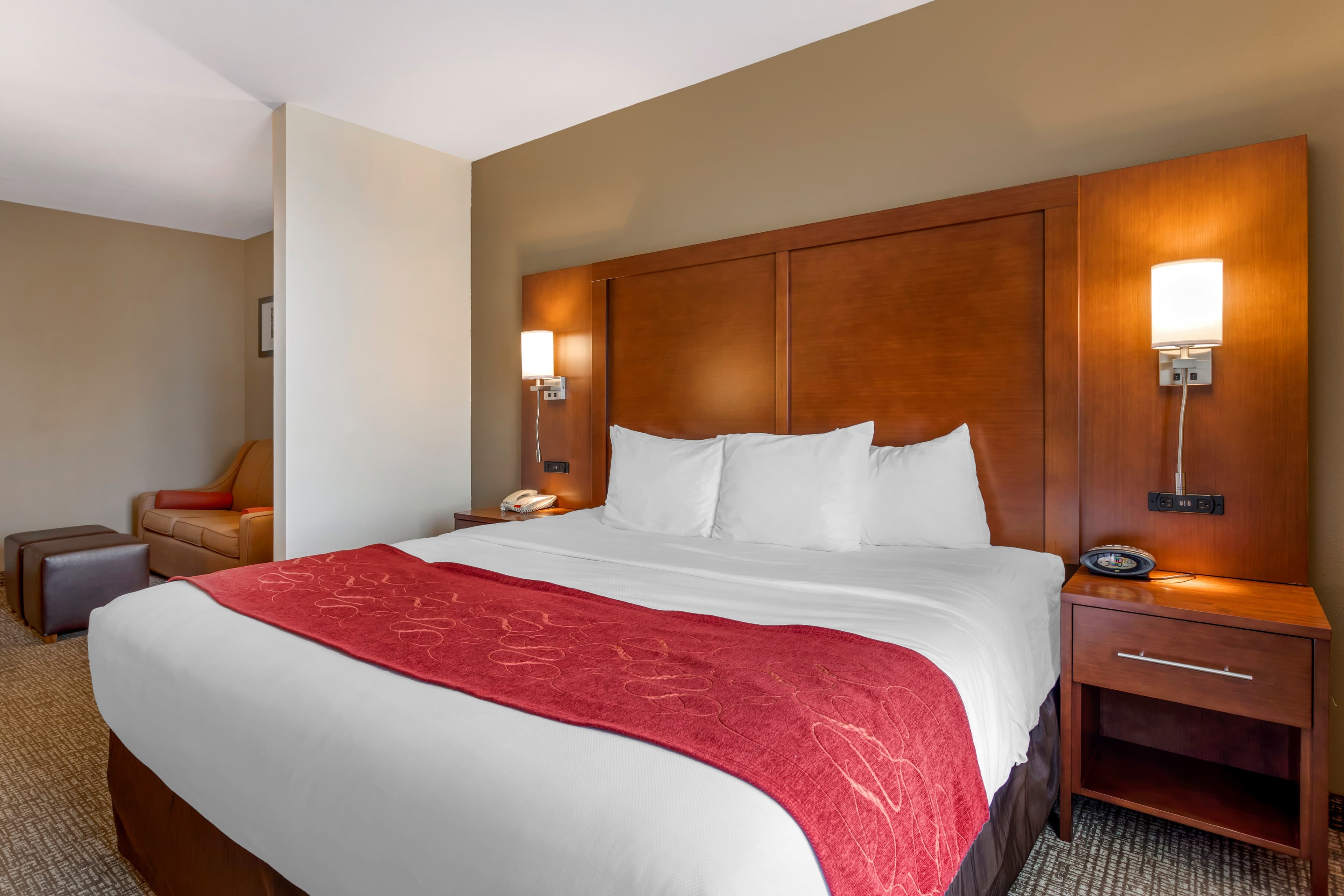 Comfort Suites Knoxville North - Image 5