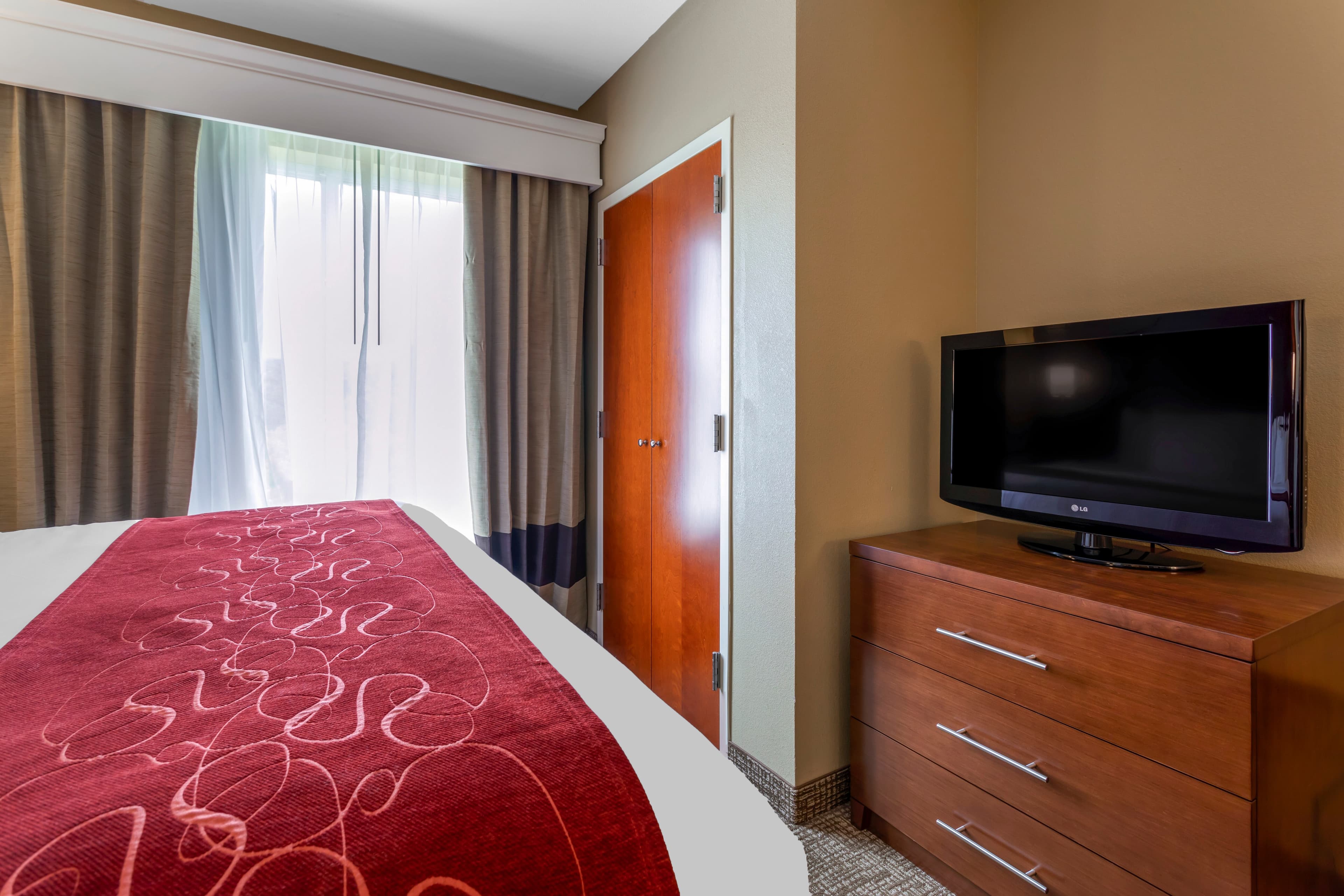 Comfort Suites Knoxville North — 8