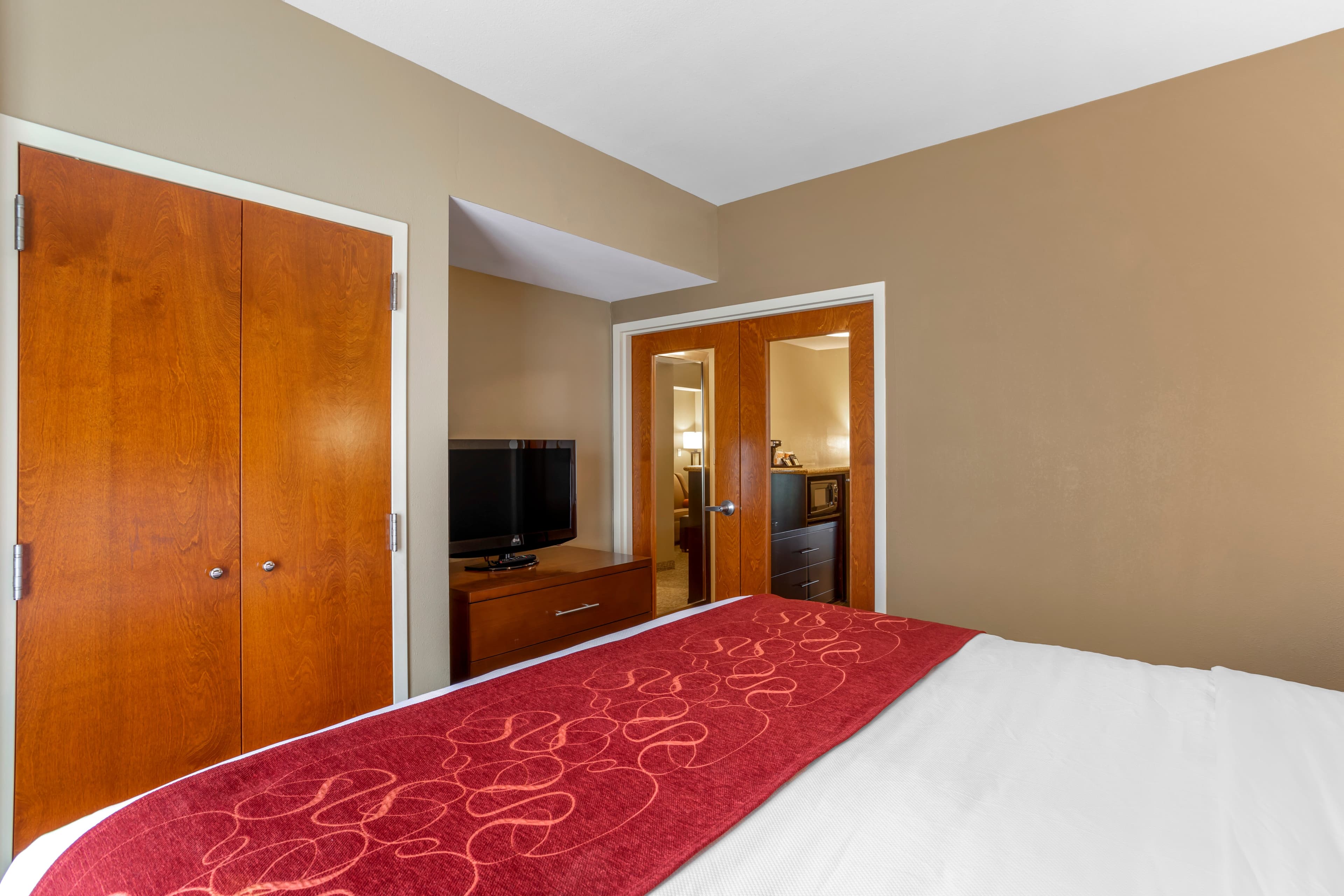 Comfort Suites Knoxville North — 16