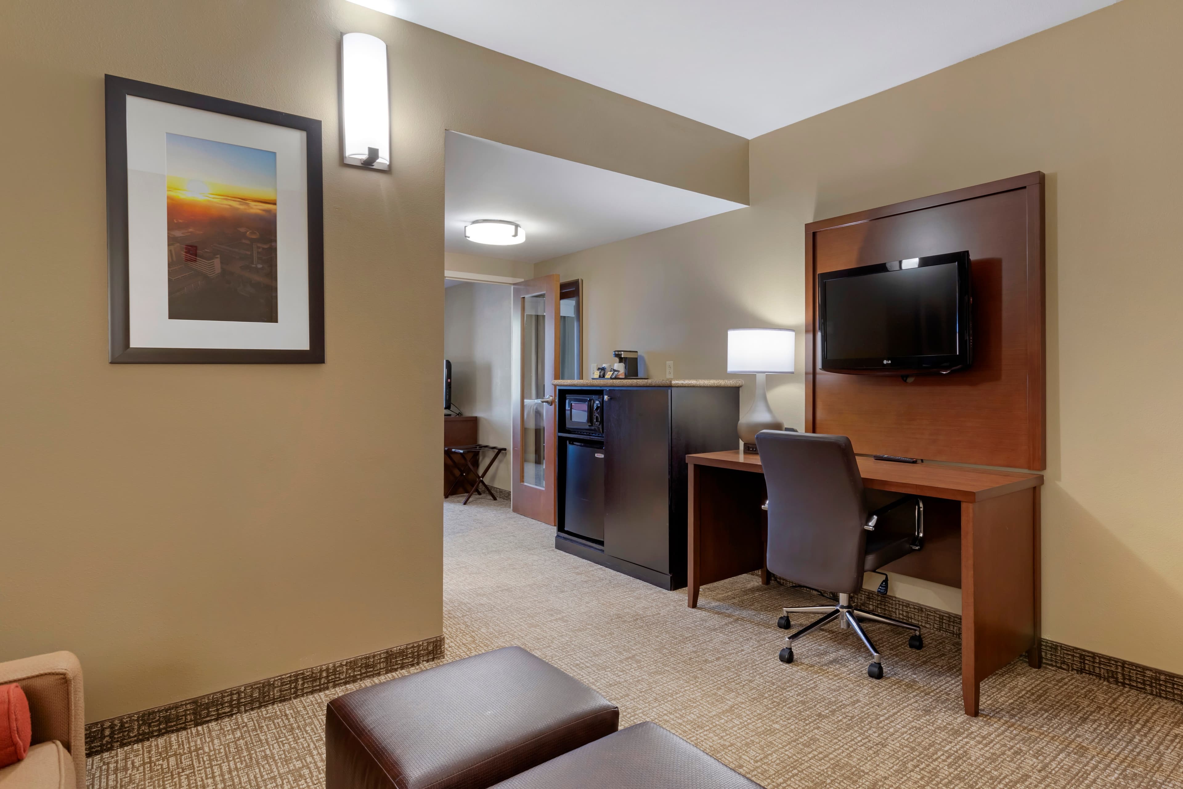 Comfort Suites Knoxville North — 24