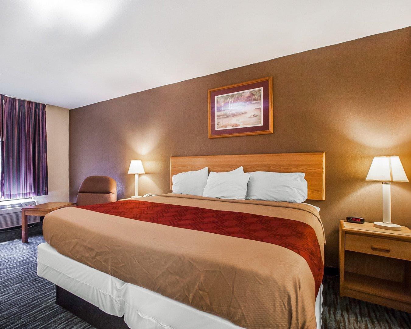 Econo Lodge Inn & Suites Jackson Northwest — 27