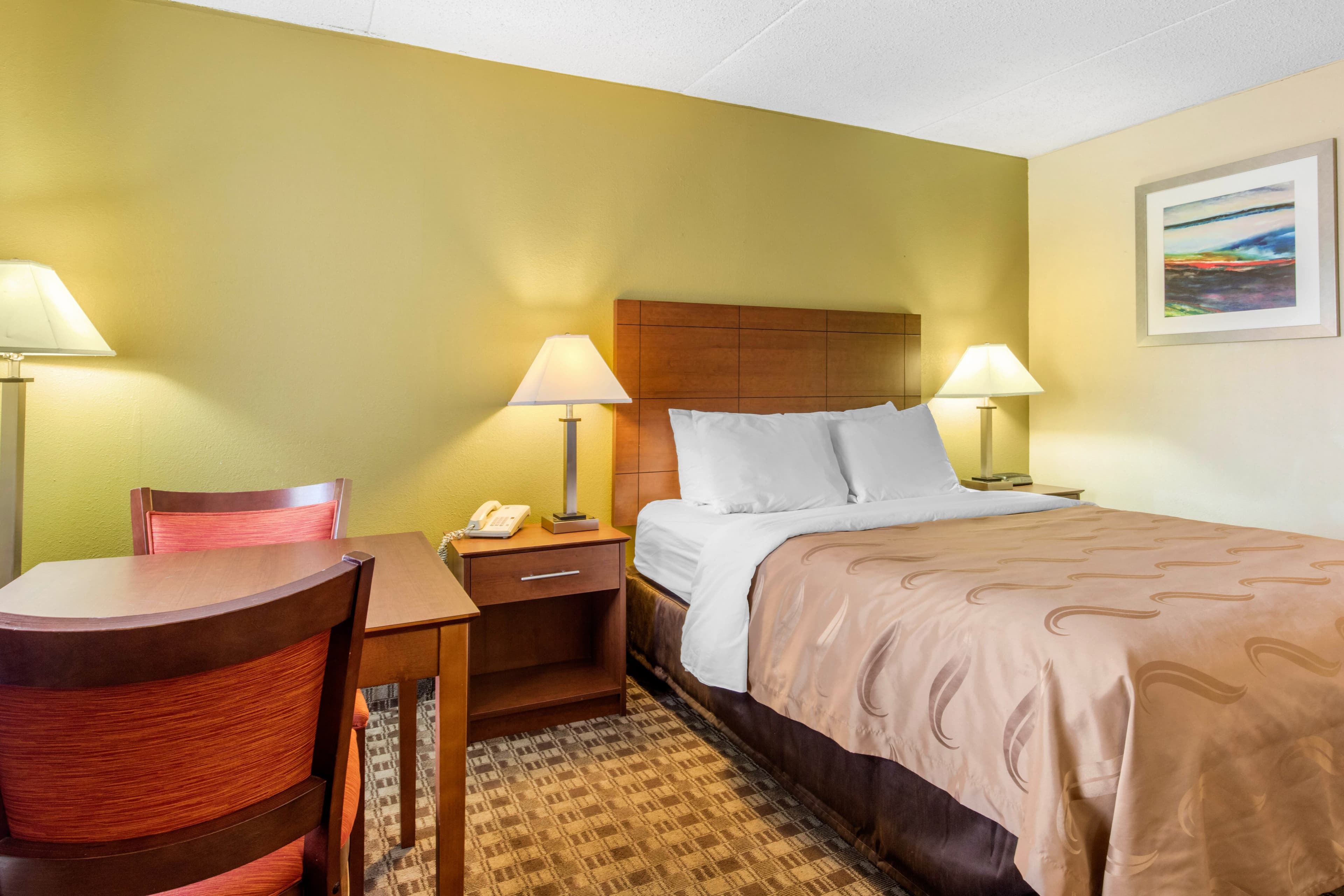 Quality Inn Lebanon - Image 2
