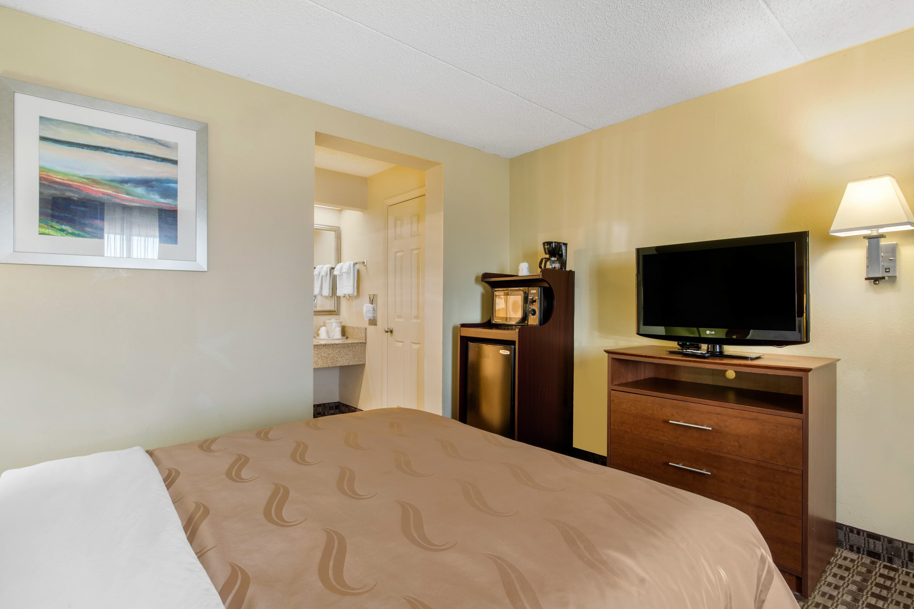 Quality Inn Lebanon - Image 3